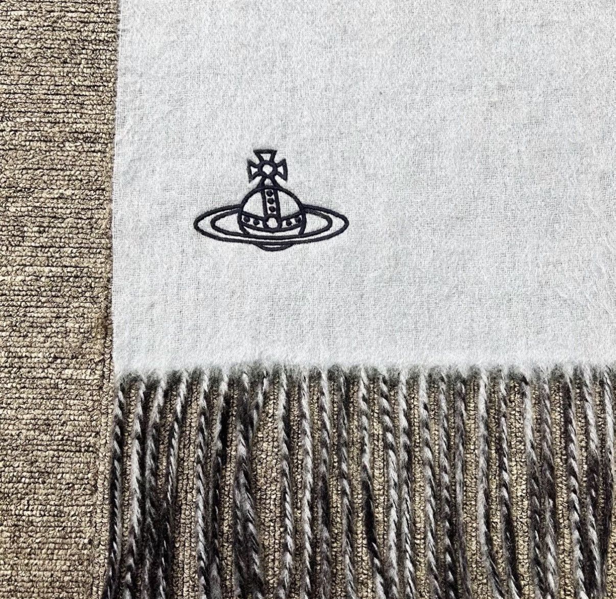 Vivienne Westwood Vivienne Westwood Saturn Embroidery Wool Cashmere Scarf K12 Size ONE SIZE - 5 Thumbnail