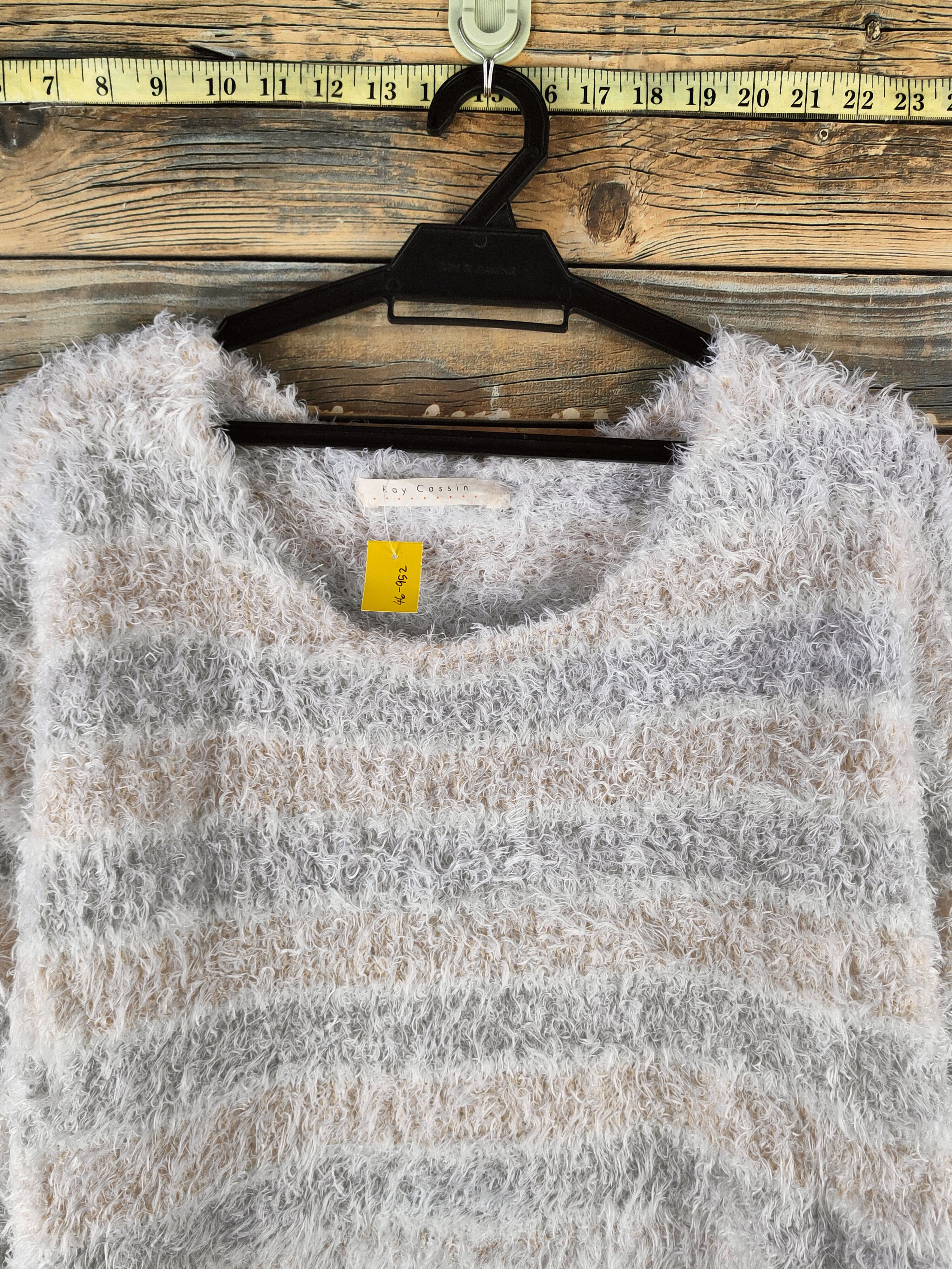 Japanese Brand DL Ray Cassin White Gray Fur Mohair Knitwear #46-952 Size M / US 6-8 / IT 42-44 - 2 Thumbnail