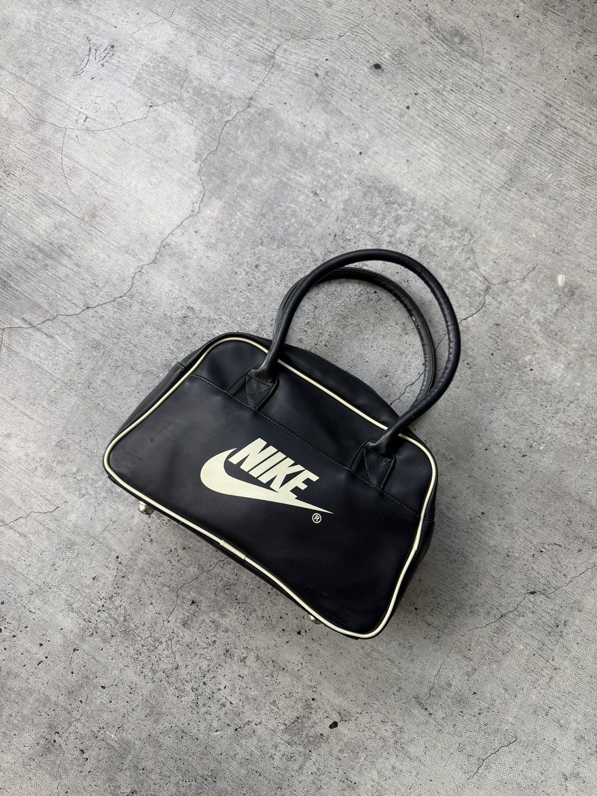 Nike Vintage Nike bag 90s Size ONE SIZE - 2 Thumbnail