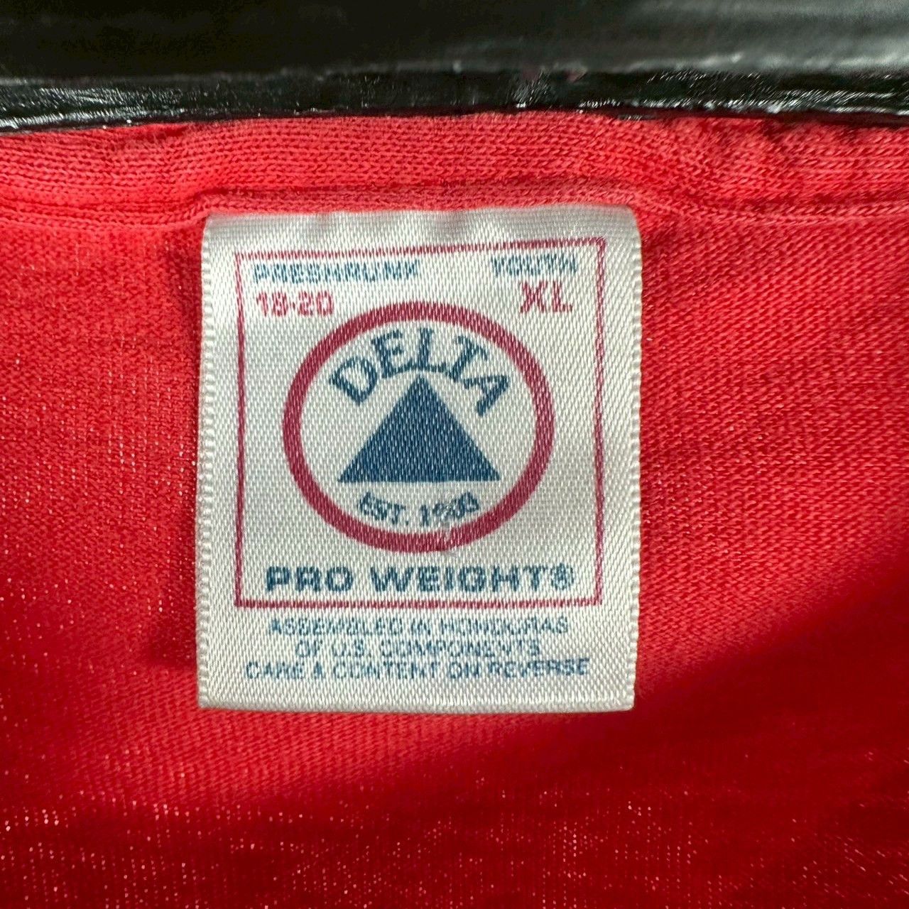 Vintage ​Vintage 90s Strawberry Shortcake Hi Artwork​ T-shirt Size US L / EU 52-54 / 3 - 4 Thumbnail