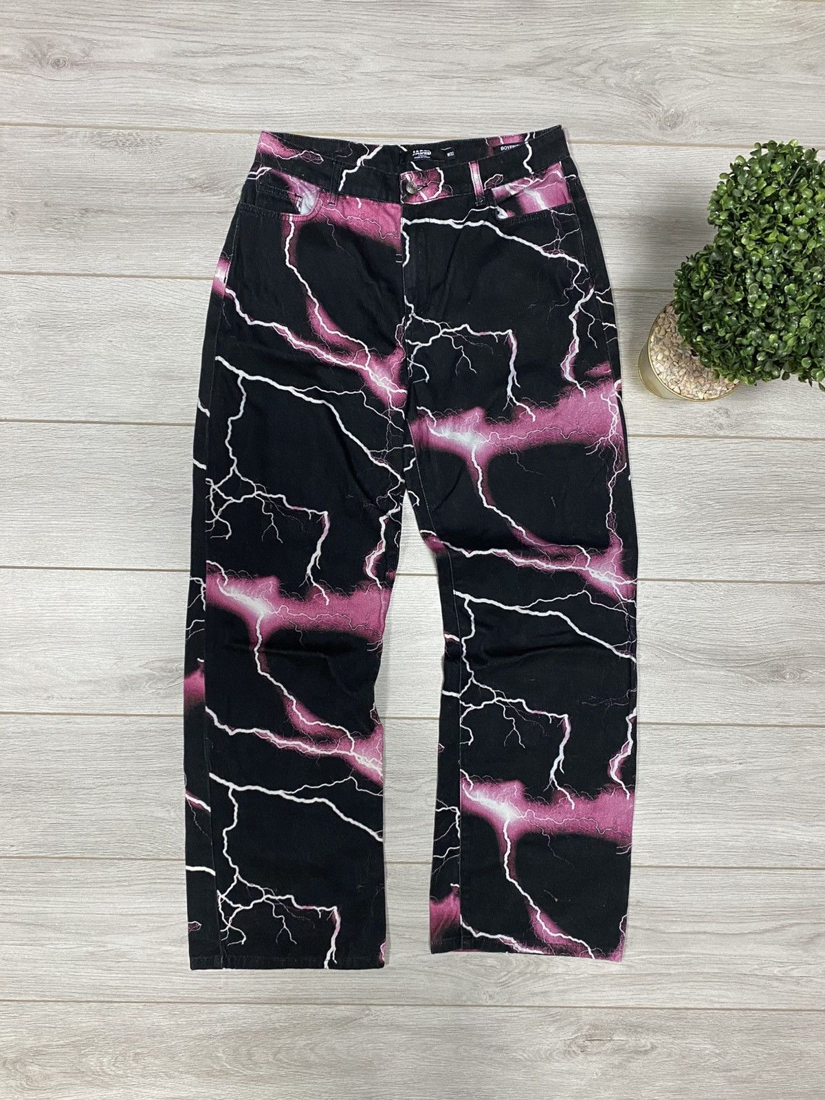 Jaded London Jaded pink lightnings boyfriend over print jeans pants Size US 32 / EU 48 - 1 Thumbnail