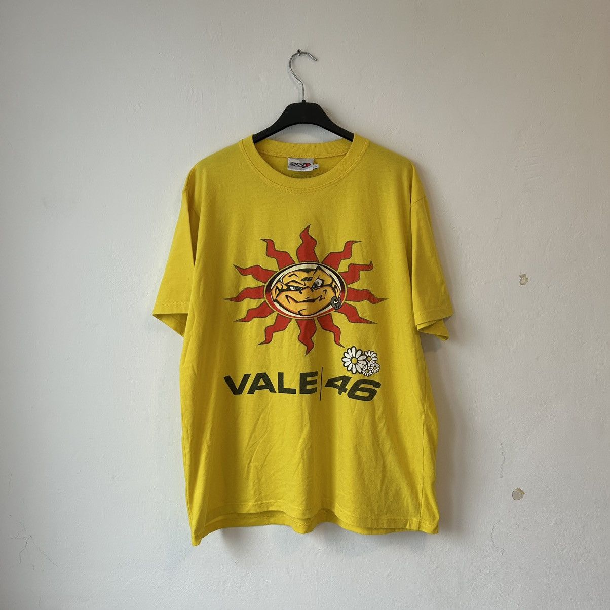 Formula 1 × NASCAR × Vintage Valentino Rossi 46 t-shirt The Doctor sun yellow Size US L / EU 52-54 / 3 - 1 Thumbnail