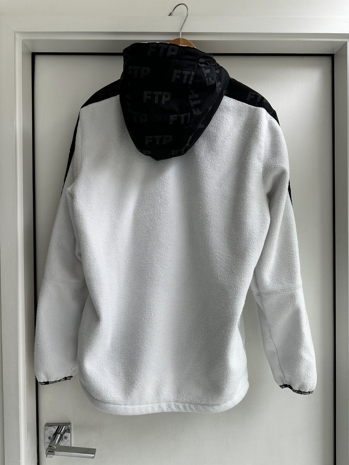 DC × Fuck The Population FTP + DC Shoreditch Pullover Size US L / EU 52-54 / 3 - 3 Thumbnail
