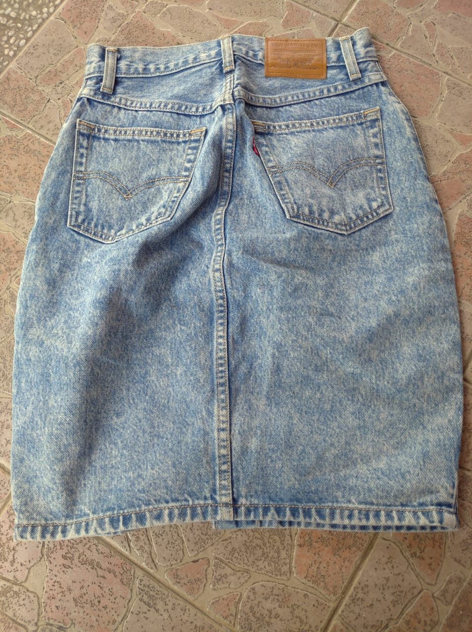Levi's Levis acid wash Big E skirt Size 24" / US 00 / IT 34 - 1 Thumbnail
