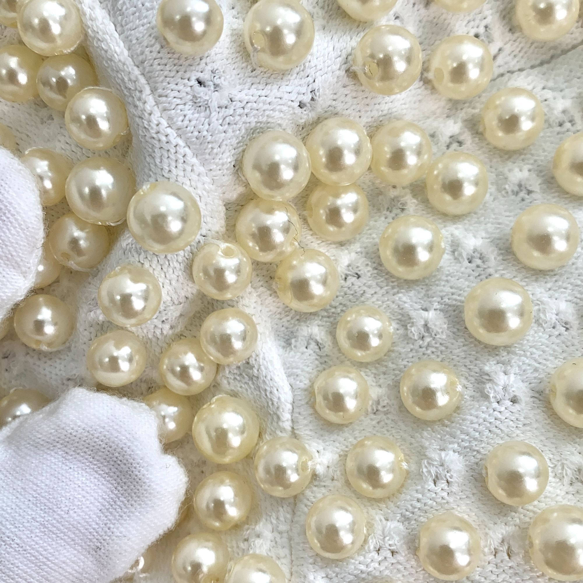 Alexander McQueen Alexander McQueen White Pearl-Embellished Knit Dress Size M / US 6-8 / IT 42-44 - 8 Thumbnail