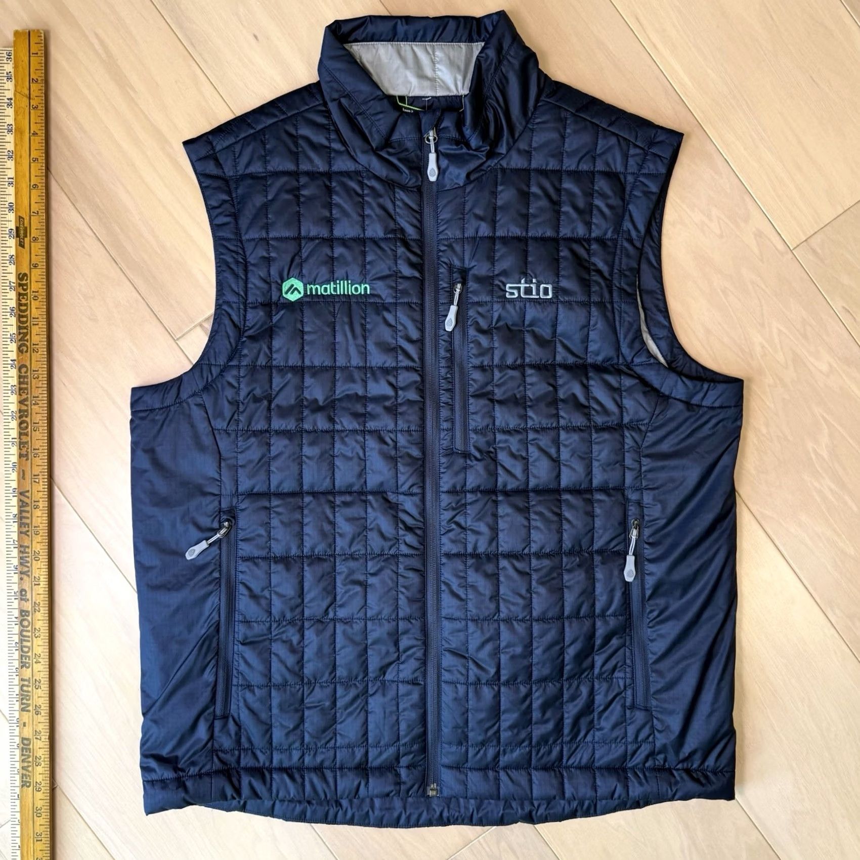 Vintage Stio Azura Insulated Vest Large Blue Full Zip Lightweight Outerwear NWT Vest Men Regular Size L Blue Size US L / EU 52-54 / 3 - 3 Thumbnail