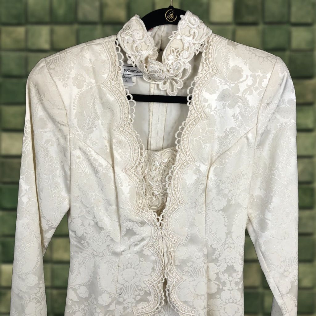 Vintage VINTAGE Scott McClintock Dress Womens 4 Cream Victorian Romantic Formal Dress Knee Length Ivory Damask Pencil Dress 80s Wedding Mens Womens Girls? Size S / US 4 / IT 40 - 1 Thumbnail