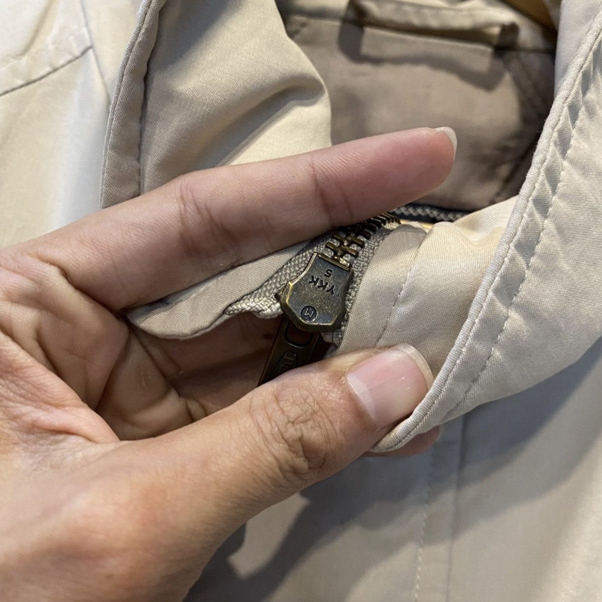 Burberry Vintage Burberry Multi-Pocket Field Jacket Beige Men’s M Size US M / EU 48-50 / 2 - 12 Thumbnail