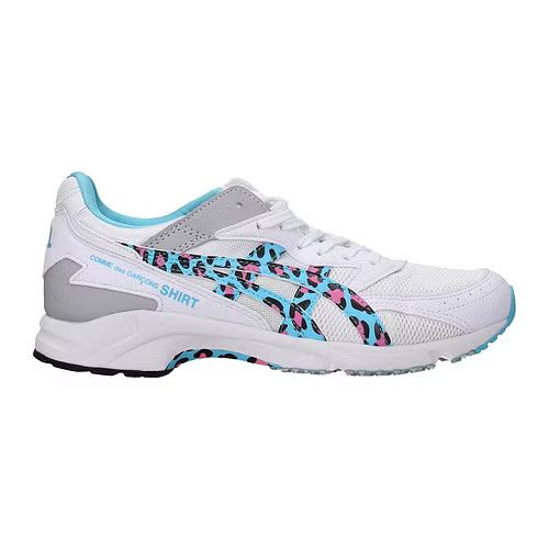 ob1o1e0324 Low-Top Sneakers in White & Sky