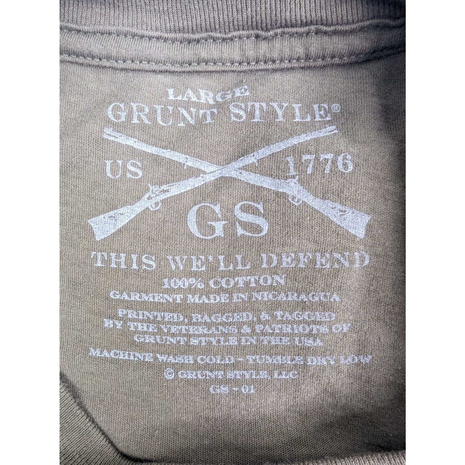 Vintage Grunt Style GS Club T Shirt Large Green Reindeer Middle Finger Graphic Flag Men Size US L / EU 52-54 / 3 - 7 Thumbnail