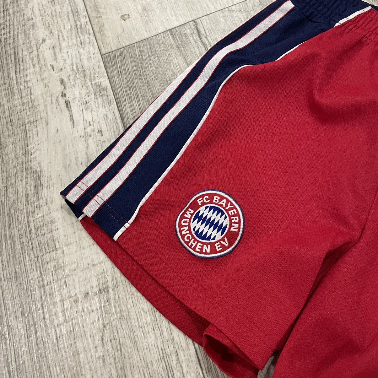 Adidas Adidas Bayern Munchen 90s Soccer Football Shorts Jersey Size US 26 / EU 42 - 3 Thumbnail