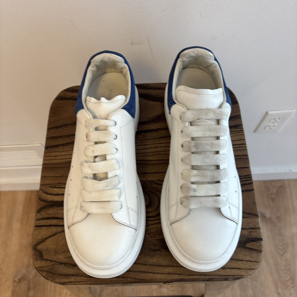 Alexander McQueen Alexander Mcqueen White Blue Size 40 Size US 7 / EU 40 - 4 Thumbnail