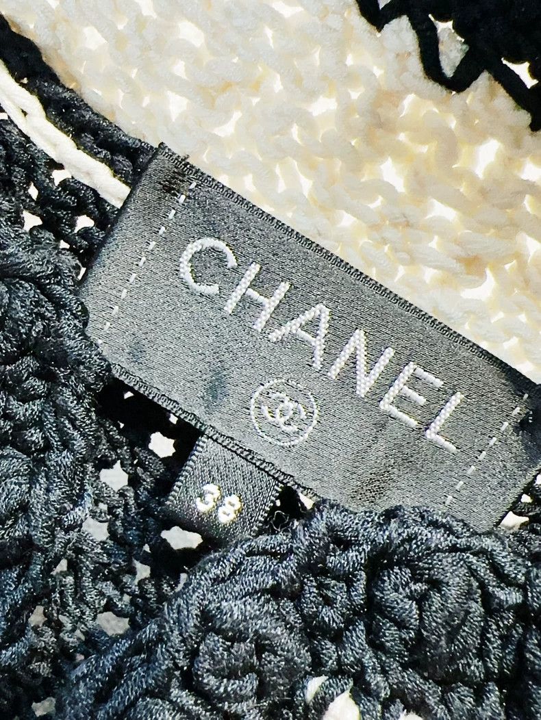 Chanel Chanel Black and white color-blocked hollow woven cardigan Size XS / US 0-2 / IT 36-38 - 6 Thumbnail
