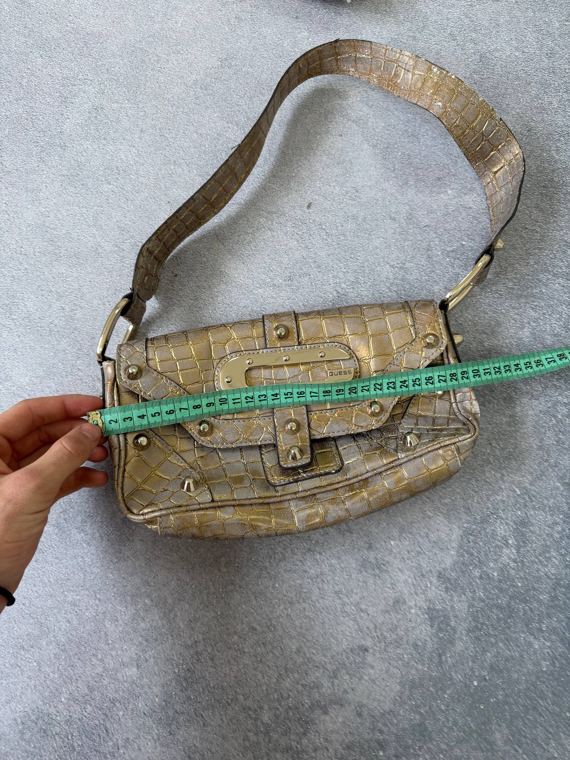 Guess Vintage Luxury Y2K Guess Monogram Logo Shoulder Bag Women’s Size ONE SIZE - 15 Thumbnail
