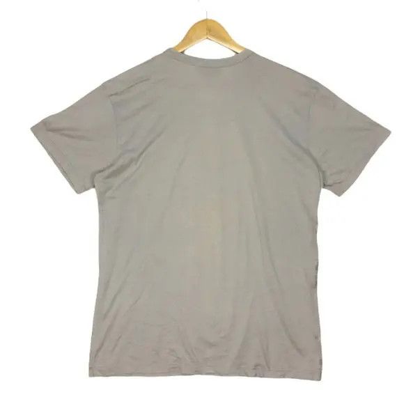 A.P.C. A.P.C Rue De Fleurus Paris V-Neck Made In France Tee Shirt Size US S / EU 44-46 / 1 - 5 Thumbnail
