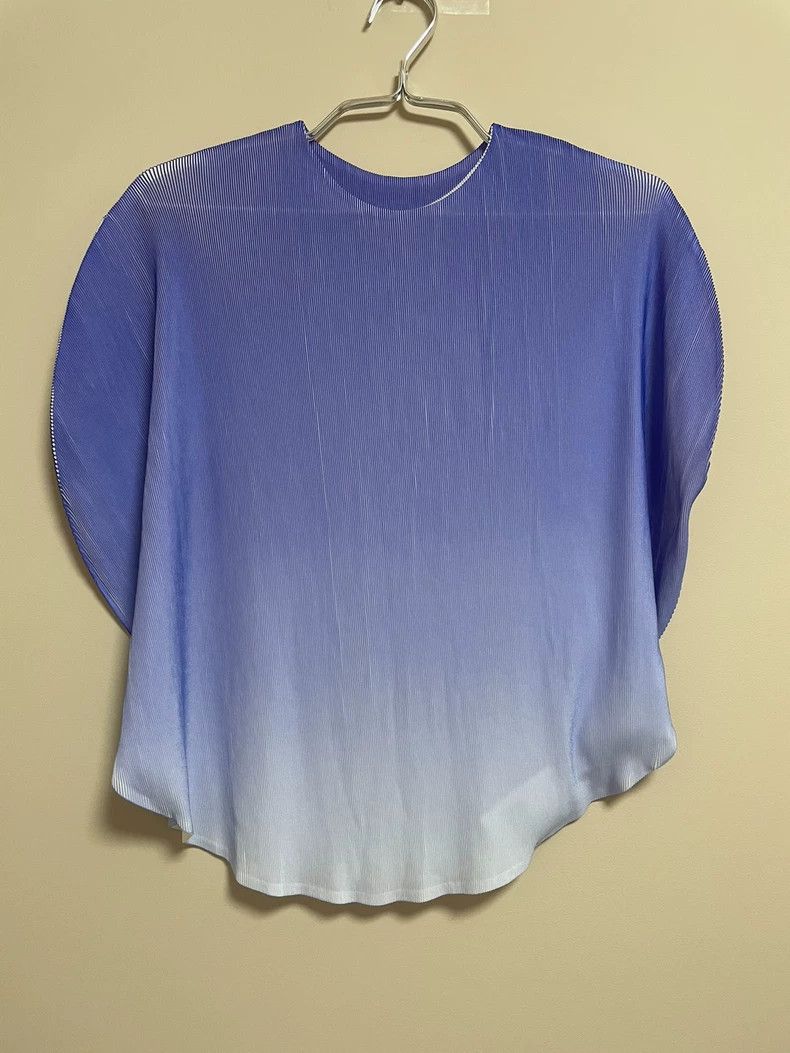 Issey Miyake Issey Miyake Gradient round top Size L / US 10 / IT 46 - 1 Thumbnail