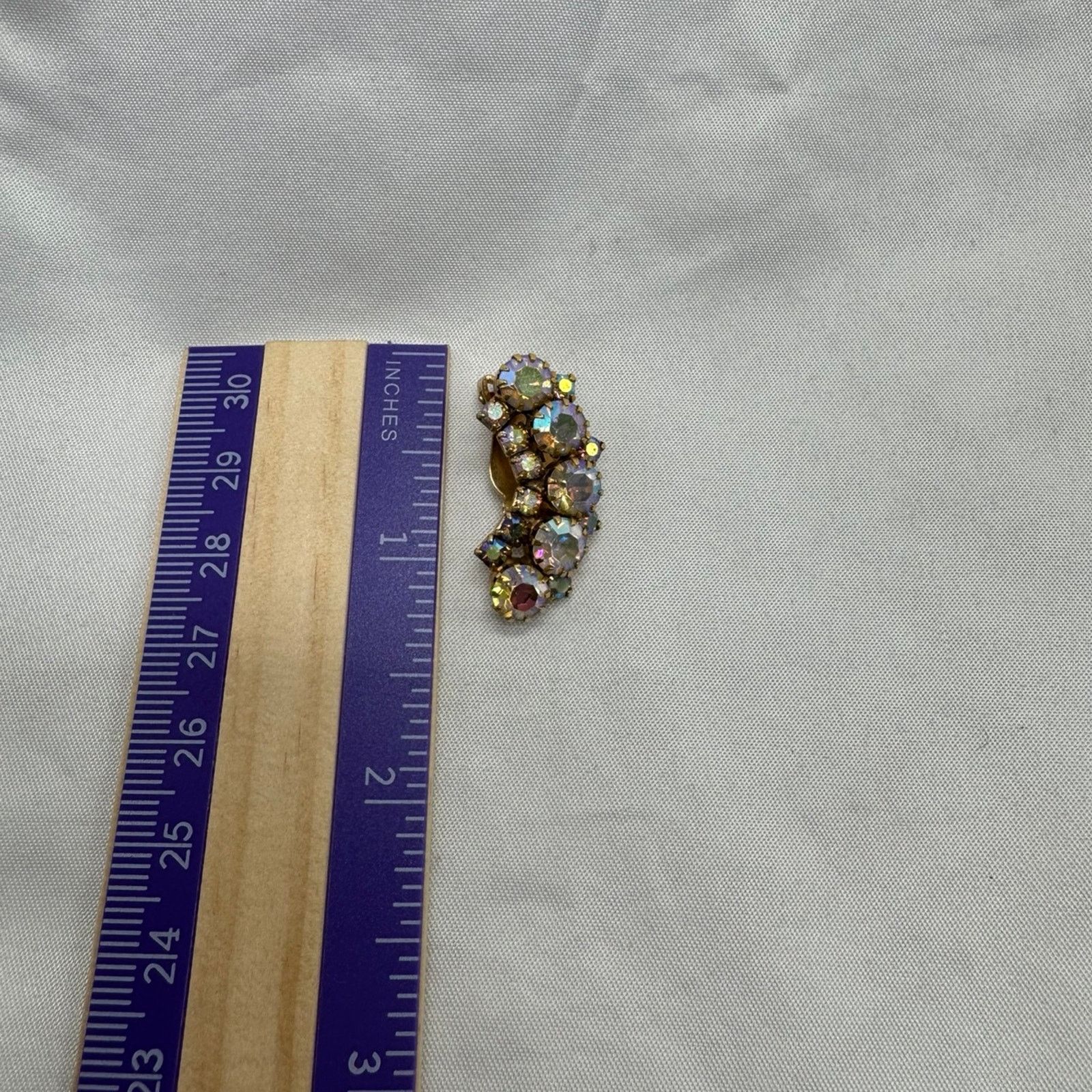 NBDN Nobrandedon VTG Karu Arke Aurora Borealis clip earrings Size ONE SIZE - 4 Thumbnail