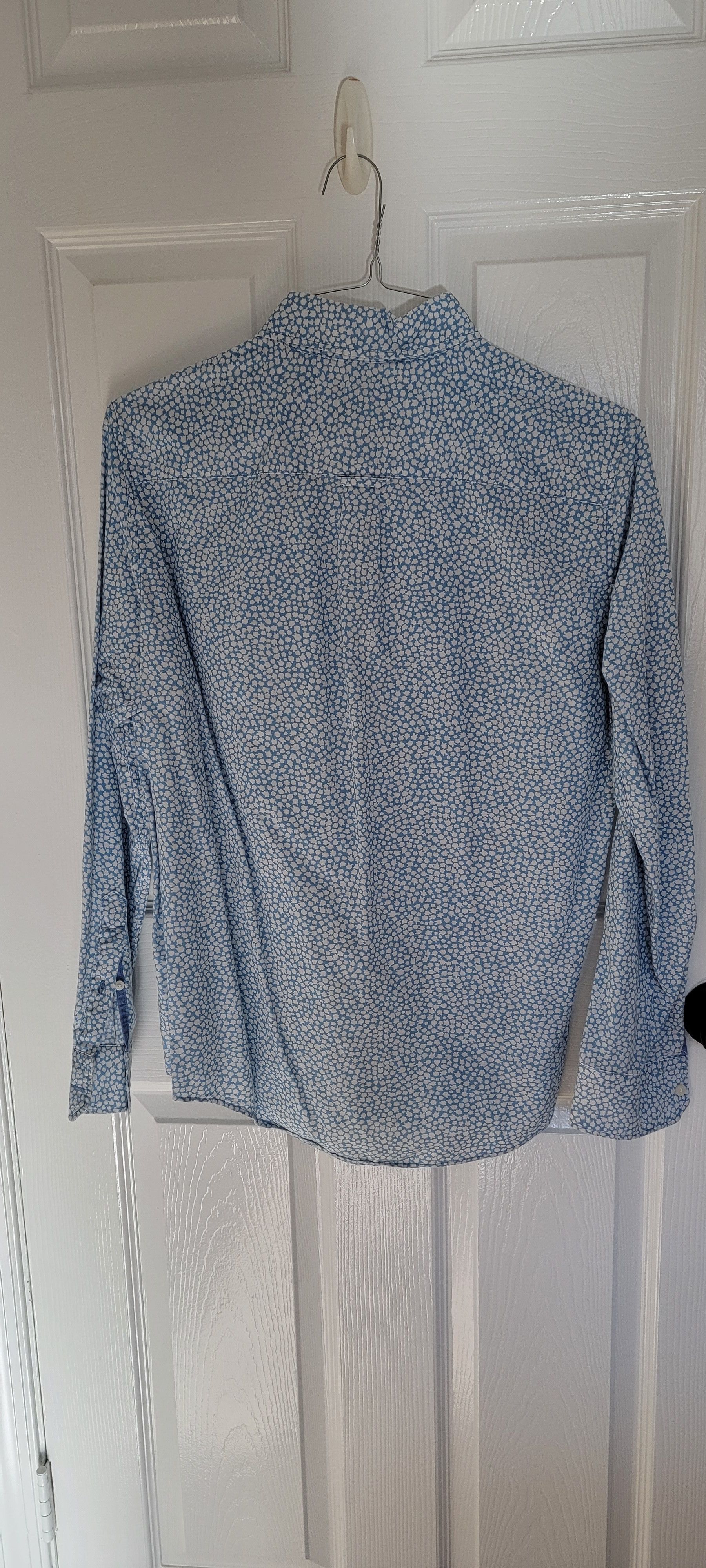American Eagle Outfitters Blue with clouds / smoke Size US S / EU 44-46 / 1 - 2 Thumbnail