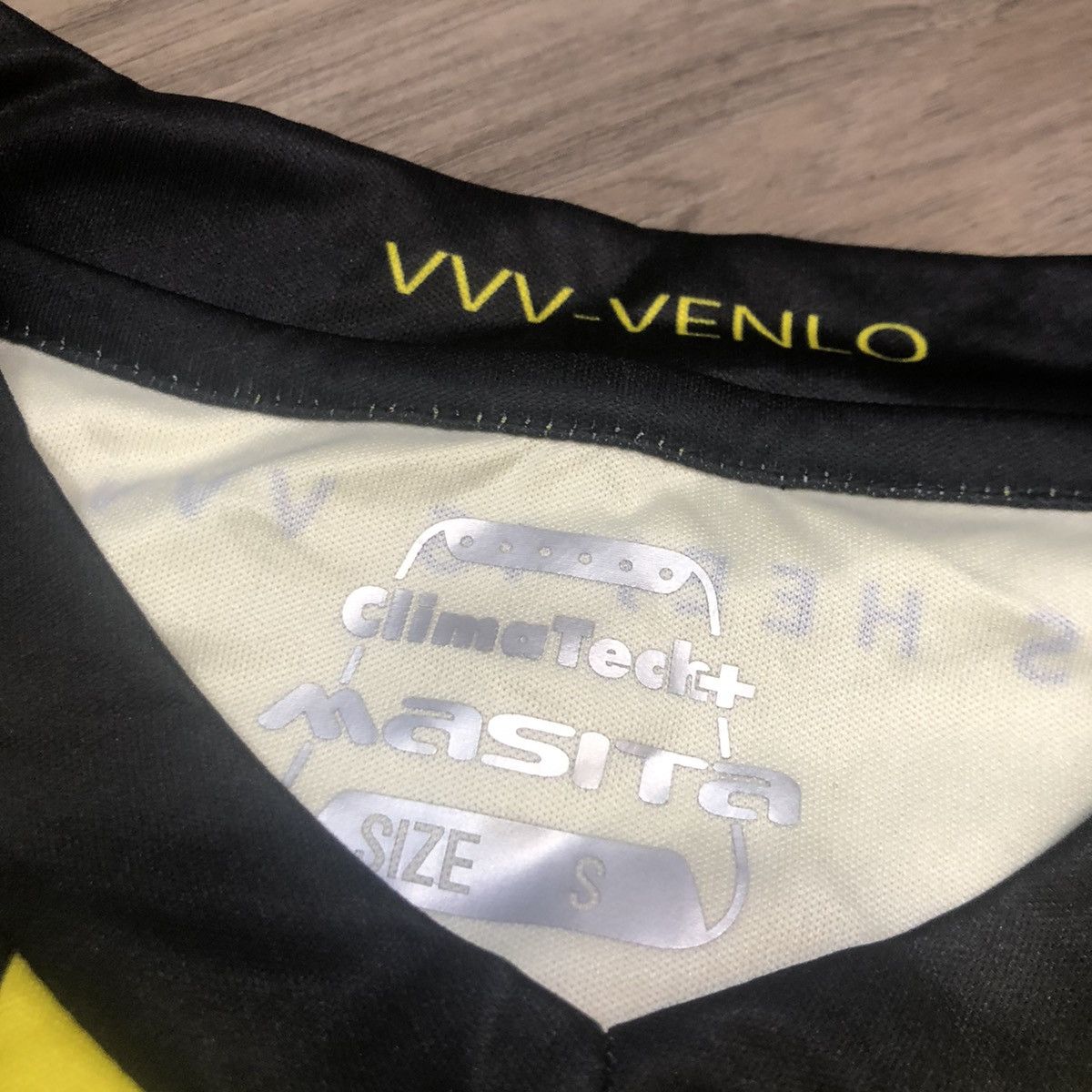 VVV Velo 17/18 L/S home shirt