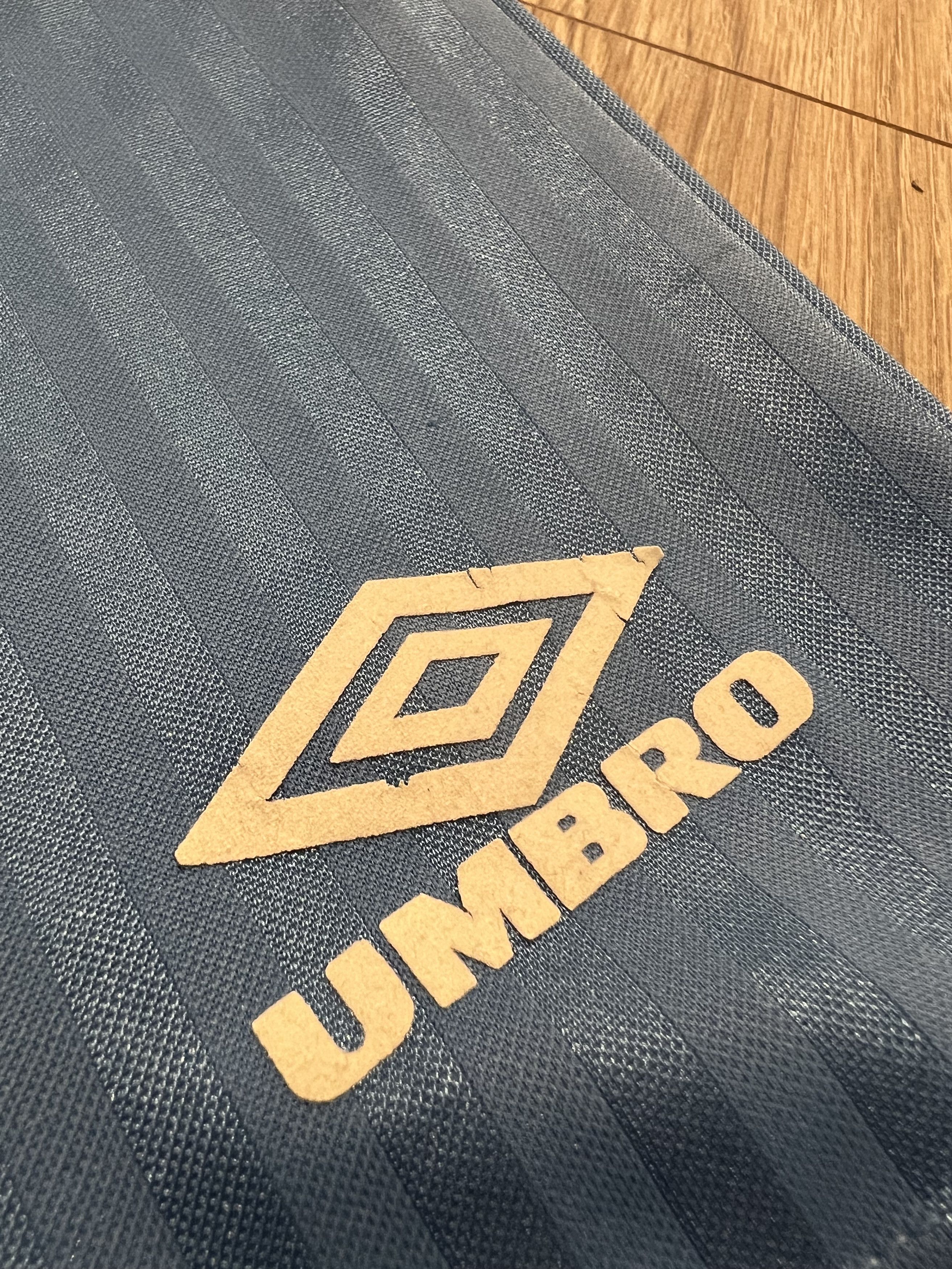 Umbro Vintage Shorts Umbro Soccer Jersey Blue Size US 33 - 3 Thumbnail