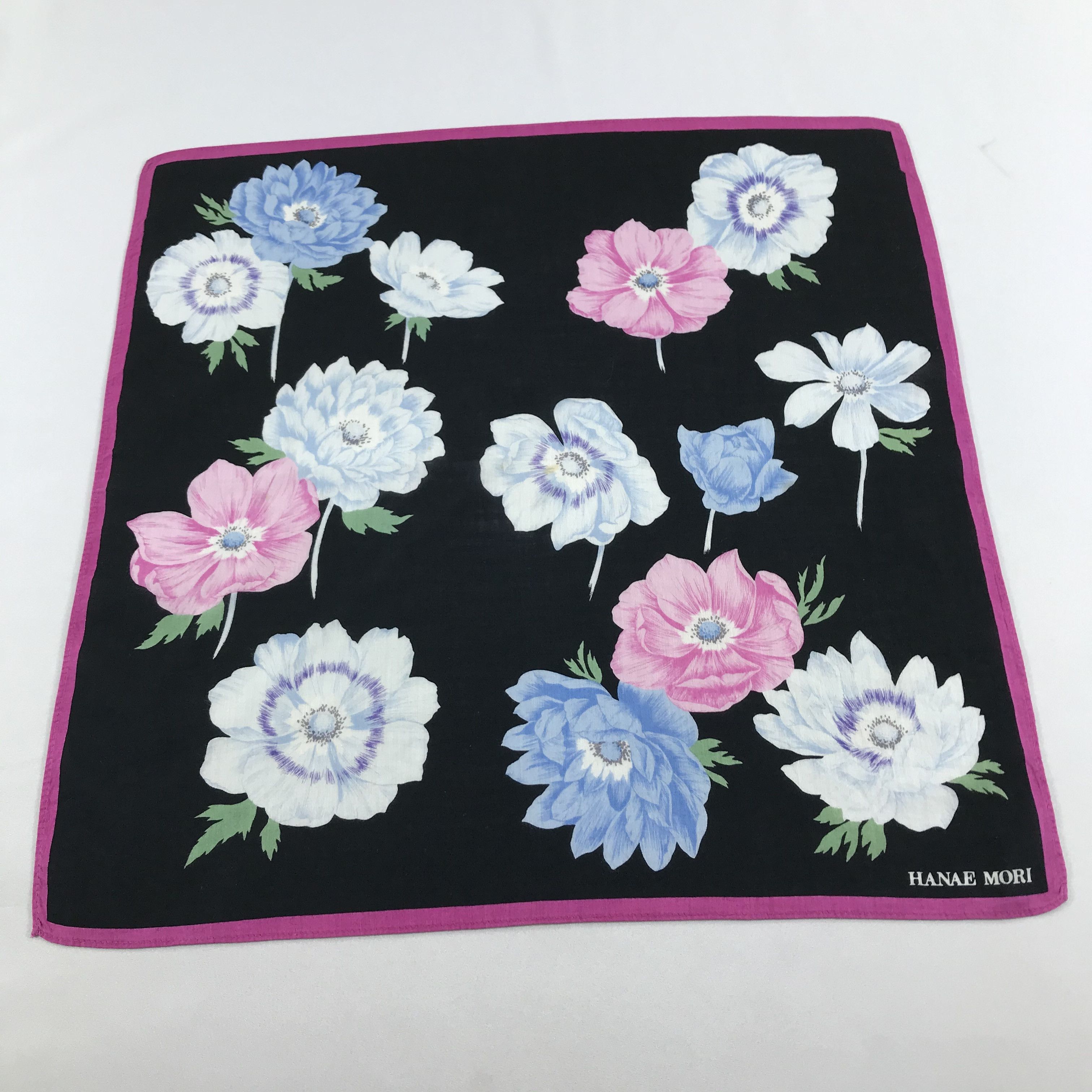 Hanae Mori Hanae Mori Floral Handkerchief Neckerchief Bandana H997 Size ONE SIZE - 1 Thumbnail