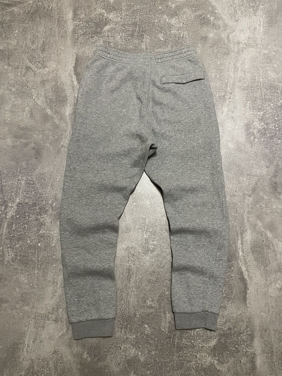 Nike Vintage Nike Swoosh Logo Sweatpants Joggers Pants Size US 30 / EU 46 - 11 Thumbnail