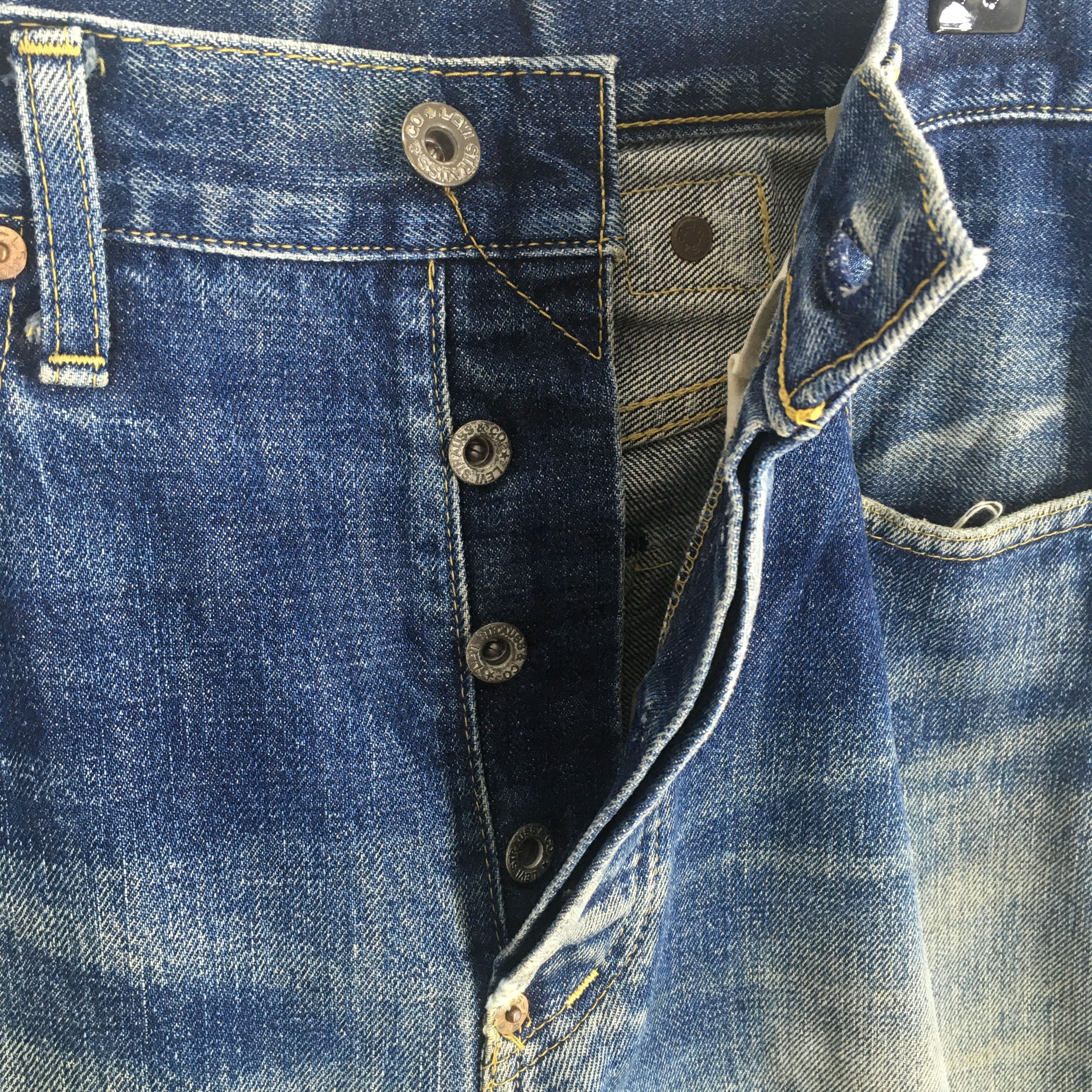 Levi's × Levi's Vintage Clothing × Vintage Size 28x30.5 Vintage Levi's 702 LVC Redline Selvedge Jeans Size 28" / US 6 / IT 42 - 6 Thumbnail