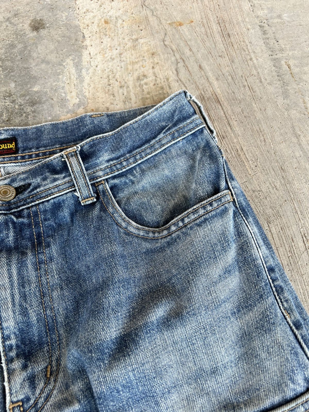 Spellbound Vintage Spellbound Distress Short Jean Size US 30 / EU 46 - 13 Thumbnail