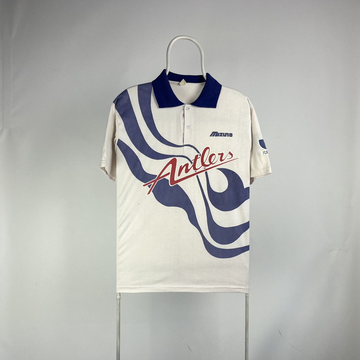 Japanese Brand KASHIMA ANTLERS 1993 1994 AWAY FOOTBALL SHIRT MIZUNO JAPAN Size US M / EU 48-50 / 2 - 1 Thumbnail
