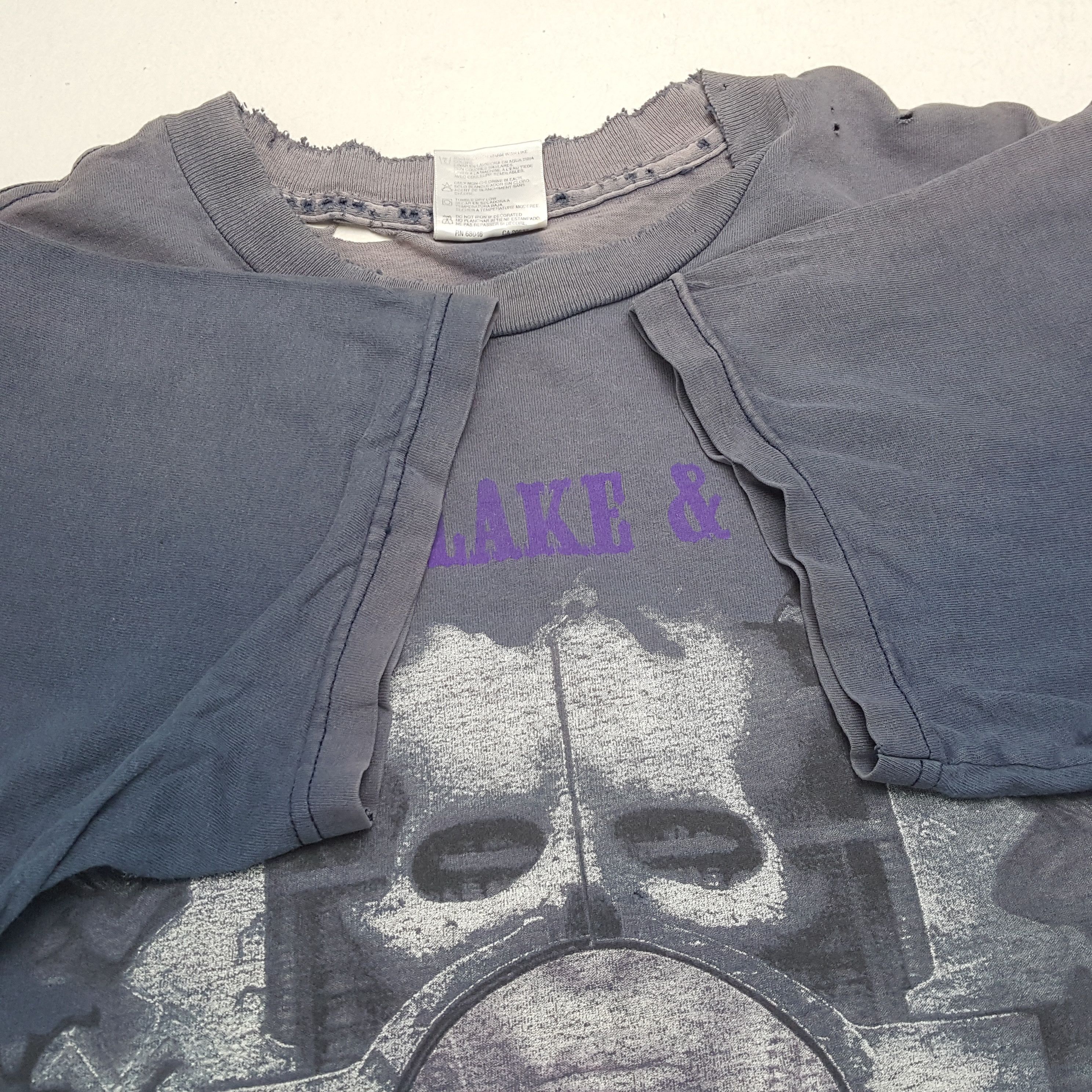 Band Tees × Vintage Vintage EMERSON LAKE & PALMER English Rock Supergroup Tees Size US L / EU 52-54 / 3 - 9 Thumbnail