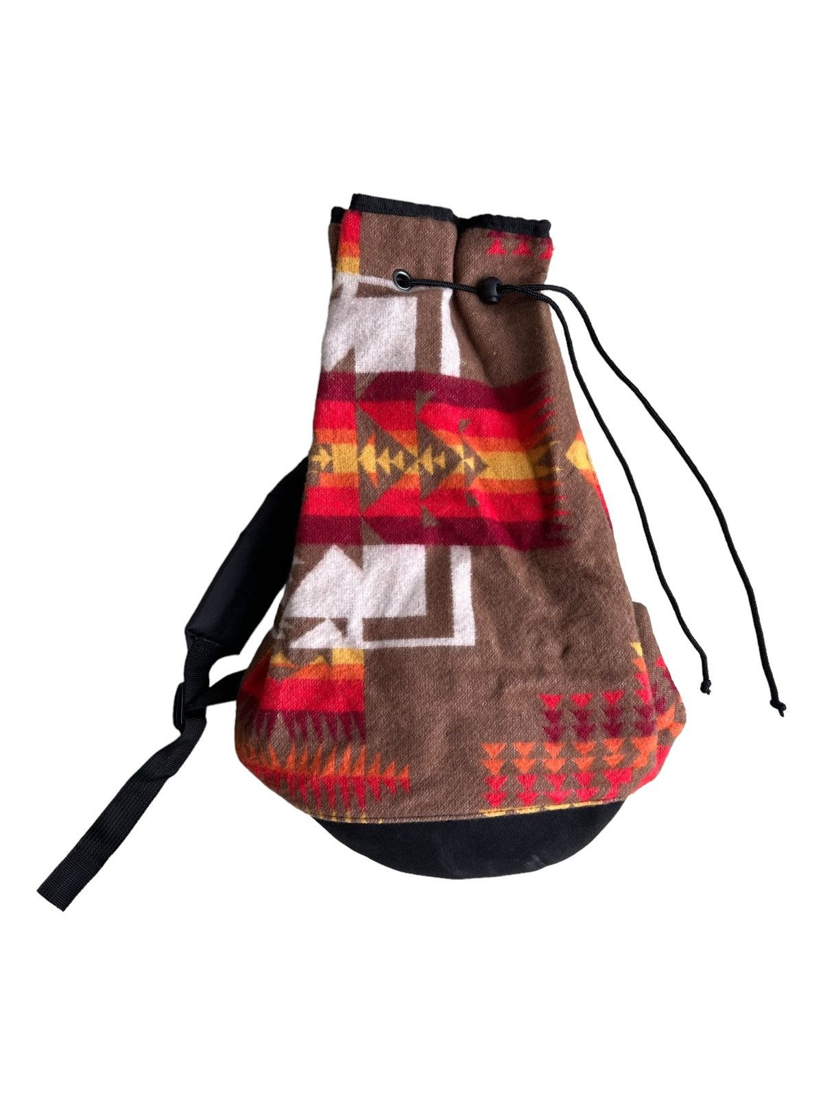 Filson Native Navajo Western Wool 🇺🇸 Barrel Backpack Duffle Sack Size ONE SIZE - 2 Thumbnail