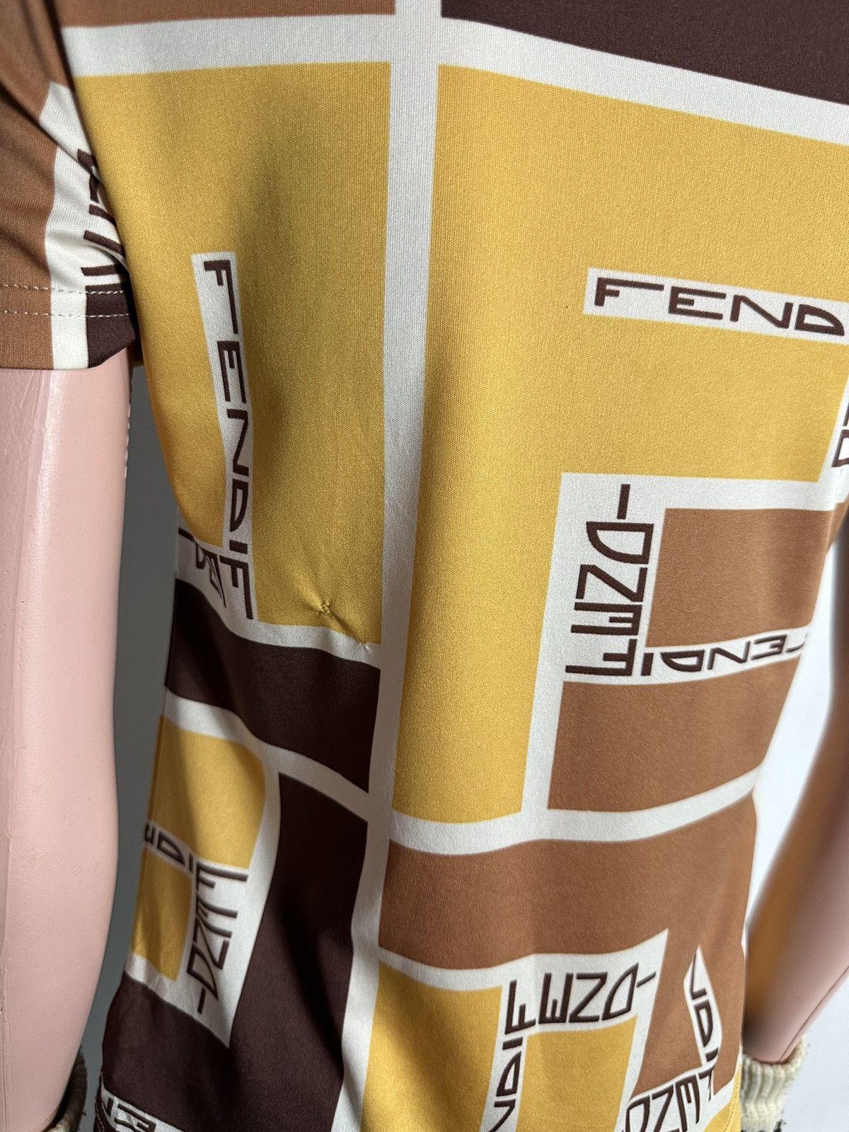 Fendi × Vintage Vintage Fendi Polos Size M / US 6-8 / IT 42-44 - 5 Thumbnail