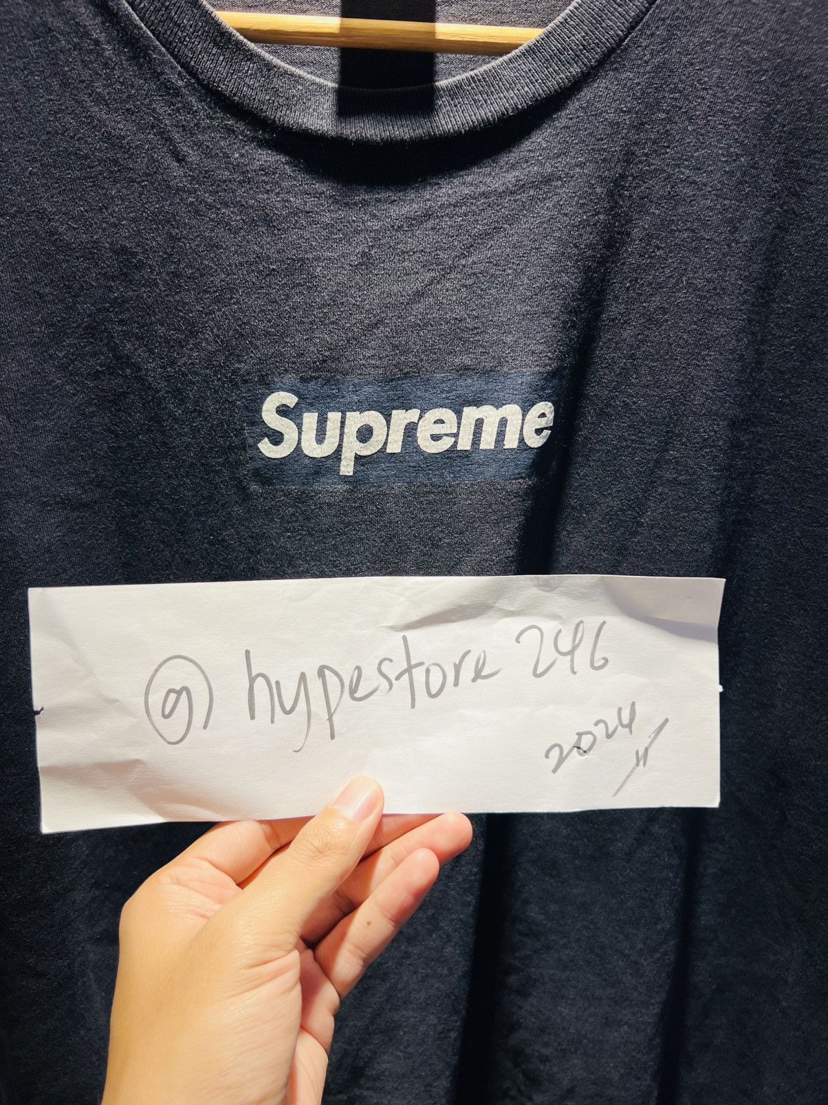 Supreme × Vintage 1999 Supreme Navy on Navy Box Logo T-Shirt Size US XL / EU 56 / 4 - 7 Thumbnail
