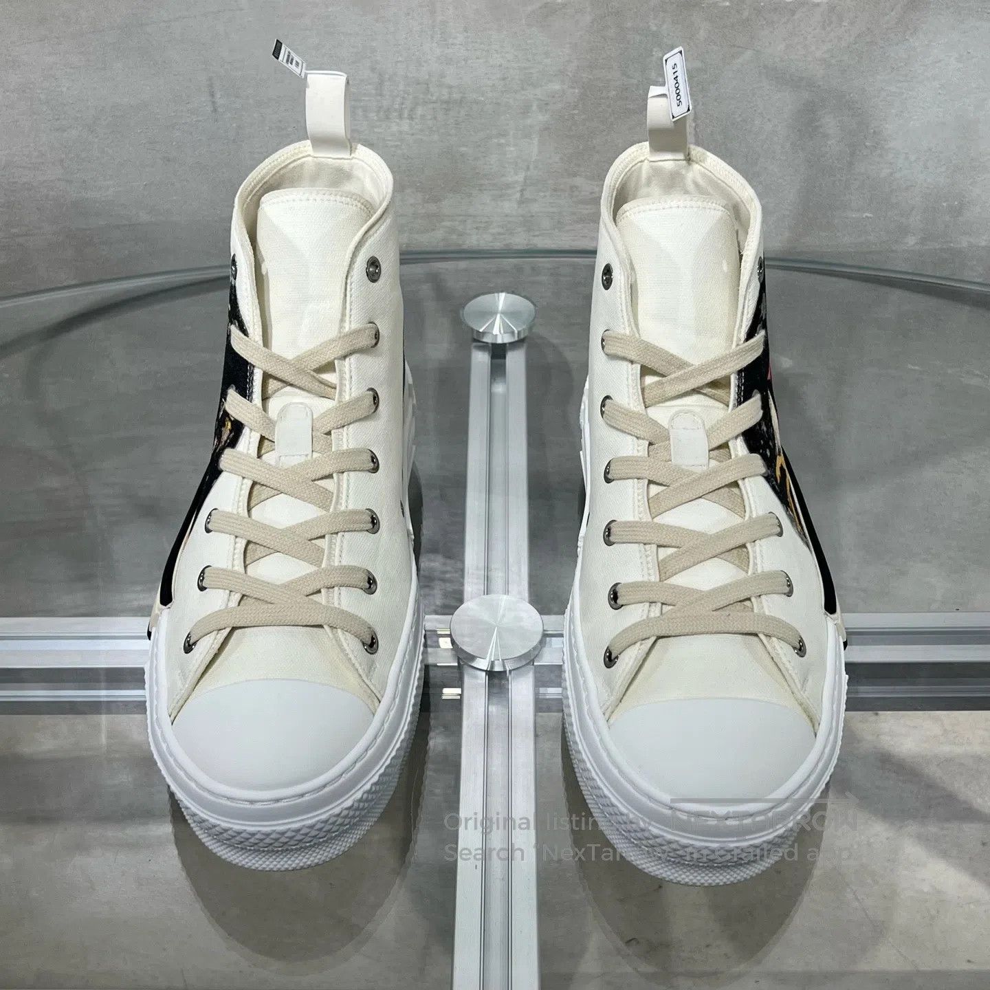 Dior Dior size41.5 B23 Graffiti High-top White Canvas Shoes Size US 8.5 / EU 41-42 - 2 Thumbnail