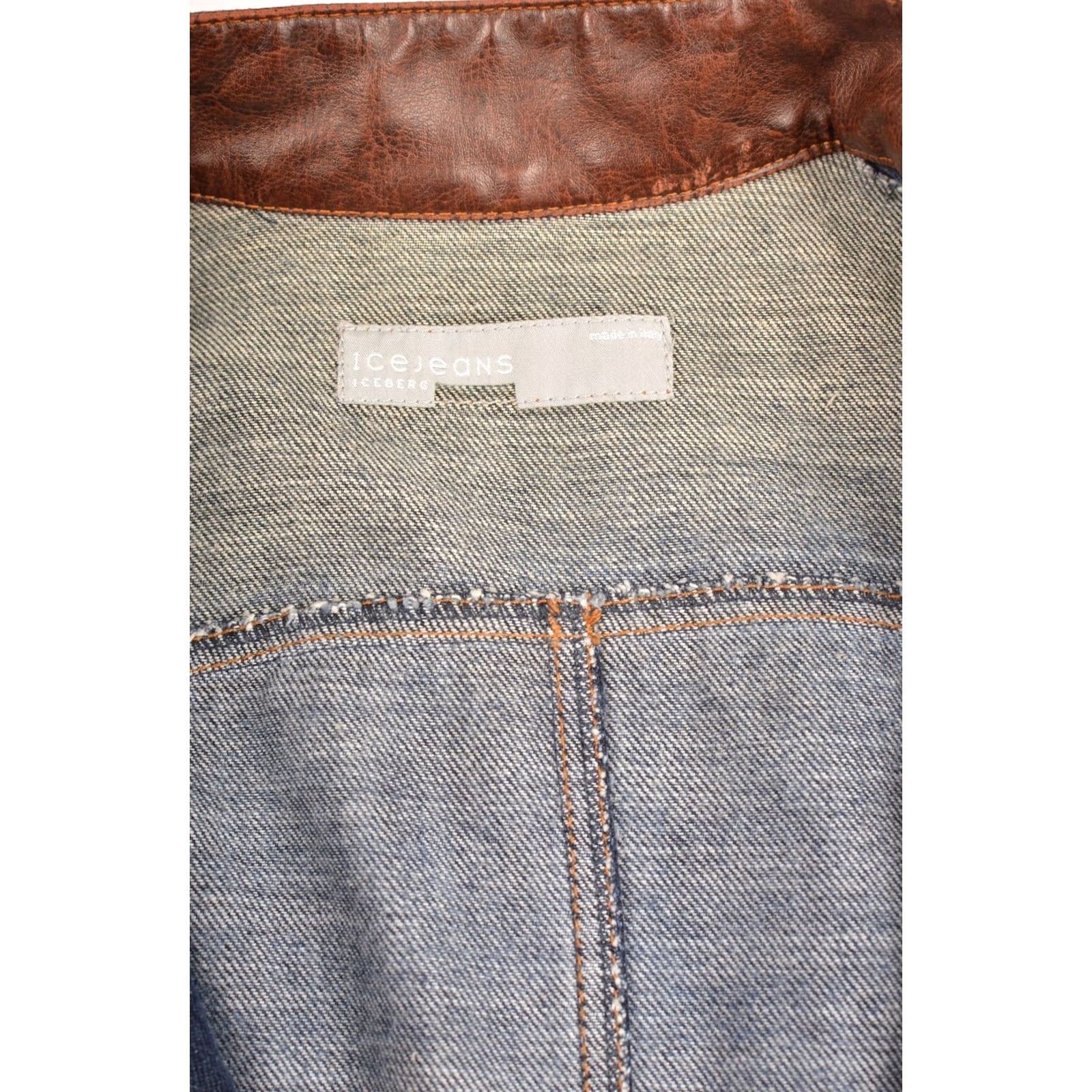 Vintage Iceberg Womens Full-Zip Denim Jacket Leather Trim Size L Blue Shirt Jacket Womens Leather Trim Size 36" / US 14 / IT 50 - 5 Thumbnail