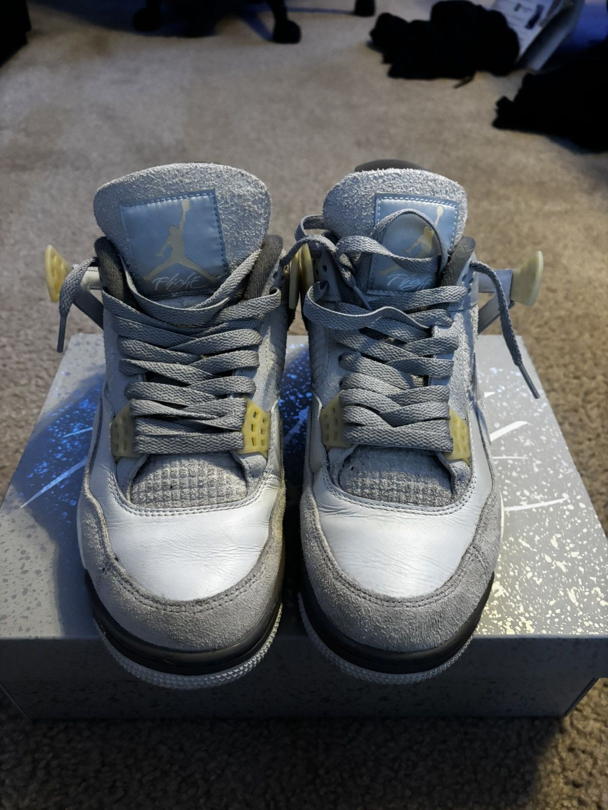 Jordan Brand Jordan 4 Retro SE Craft Photon Dust Size 8.5 Size US 8.5 / EU 41-42 - 1 Thumbnail