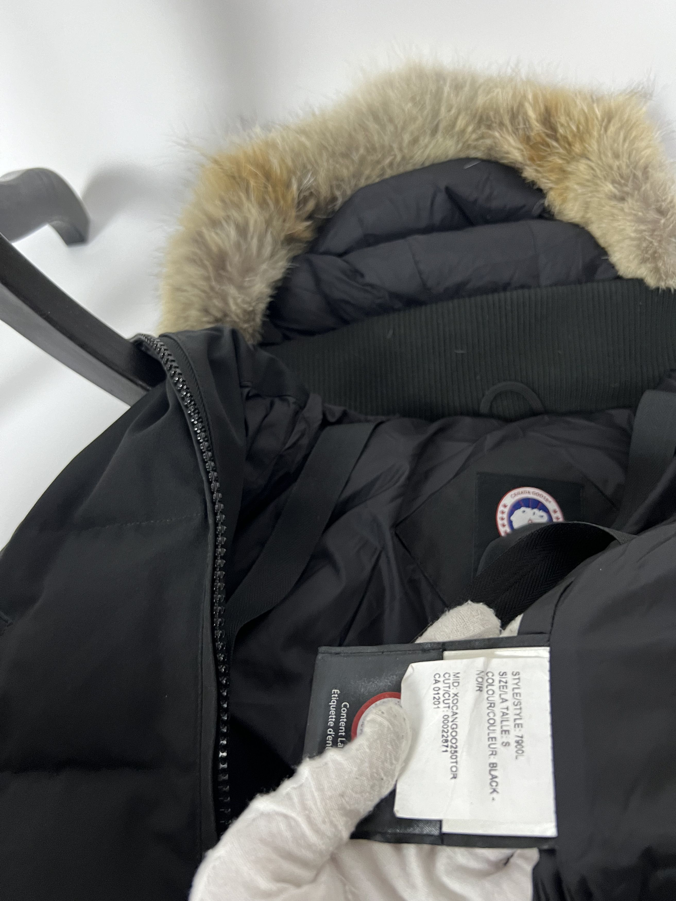 Canada Goose canada goose puffer bomber size S luxury Size S / US 4 / IT 40 - 7 Thumbnail
