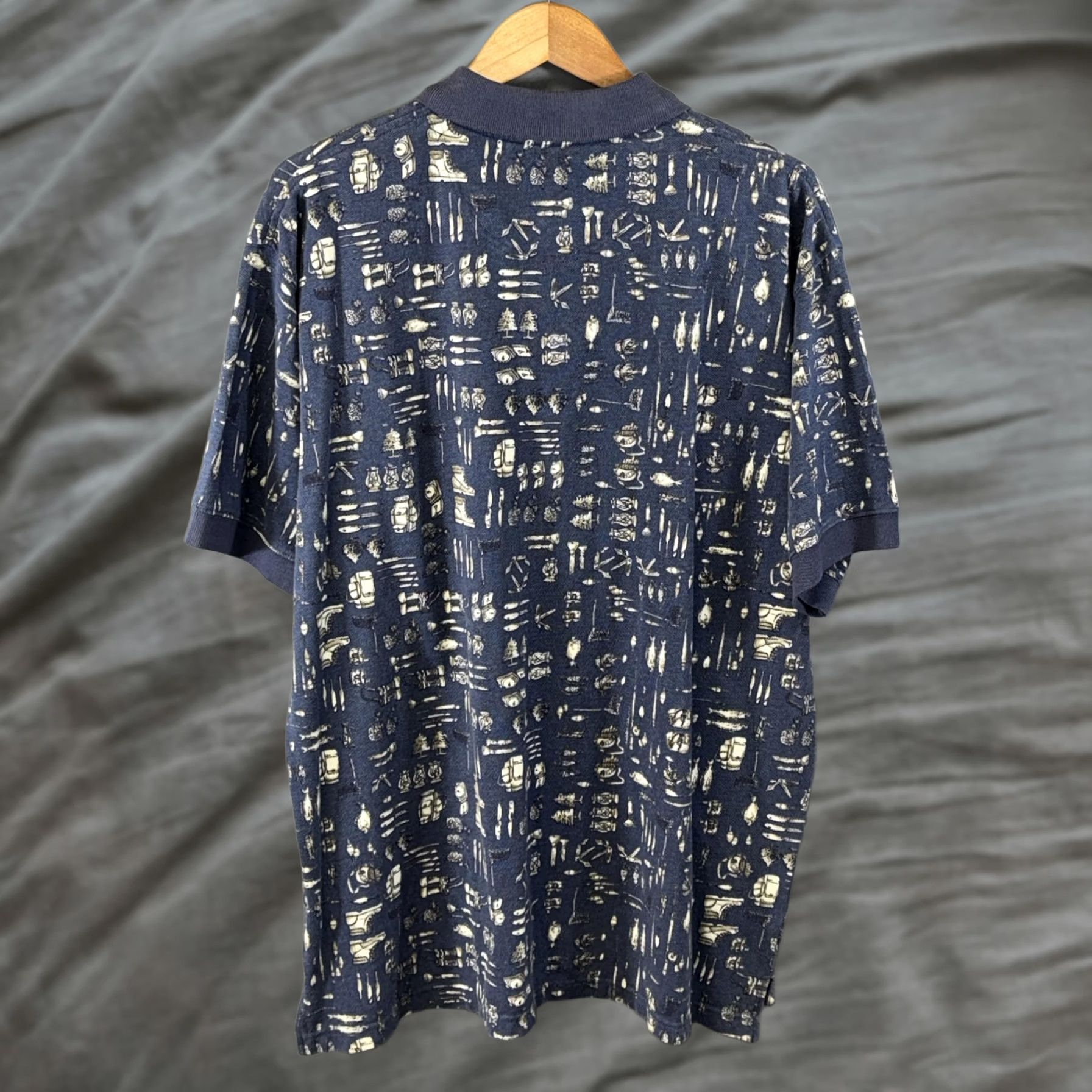 Vintage VINTAGE Woolrich Polo Shirt Mens L Blue Fishing Outdoor Print Short Sleeve New Size US L / EU 52-54 / 3 - 1 Thumbnail