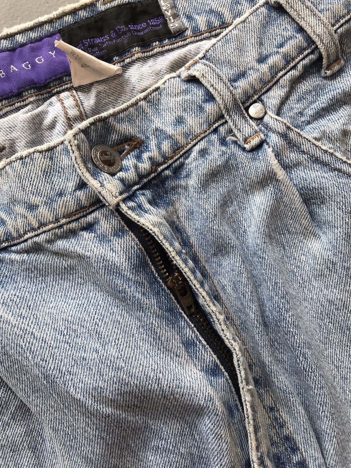 Levi's × Vintage Vintage Levi’s Strauss & co. Silver tab loose denim Size US 34 / EU 50 - 7 Thumbnail