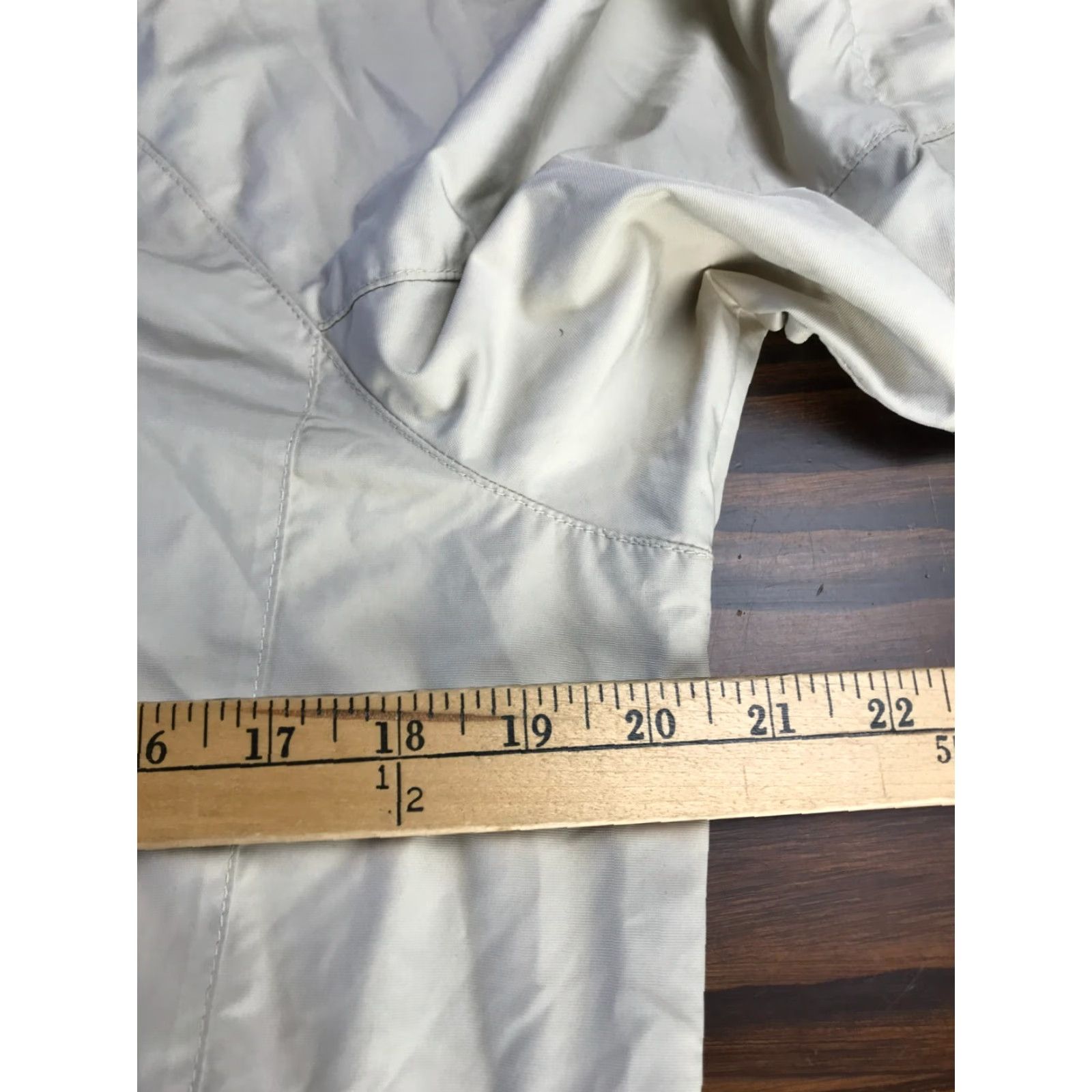 Nike Nike Jacket, Women's Size Medium, 1/4 Zip, Zip Off, Activewear, Golf, Cream, Brown, Pullover, Modern, Basic Jacket, Fall, Spring, Summer, Womens Size M / US 6-8 / IT 42-44 - 4 Thumbnail