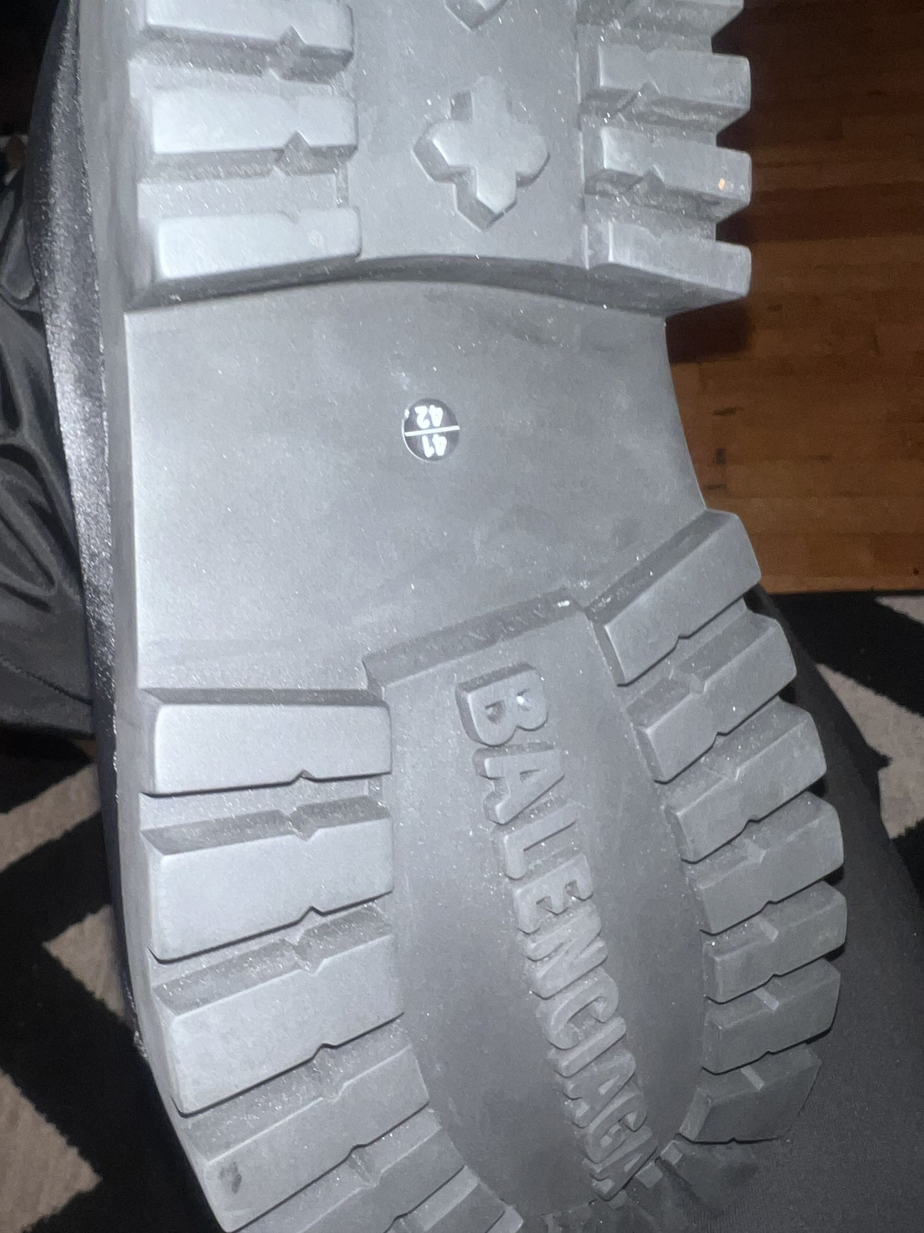 Balenciaga Balenciaga Alaska Low Boot Size US 8.5 / EU 41-42 - 9 Thumbnail