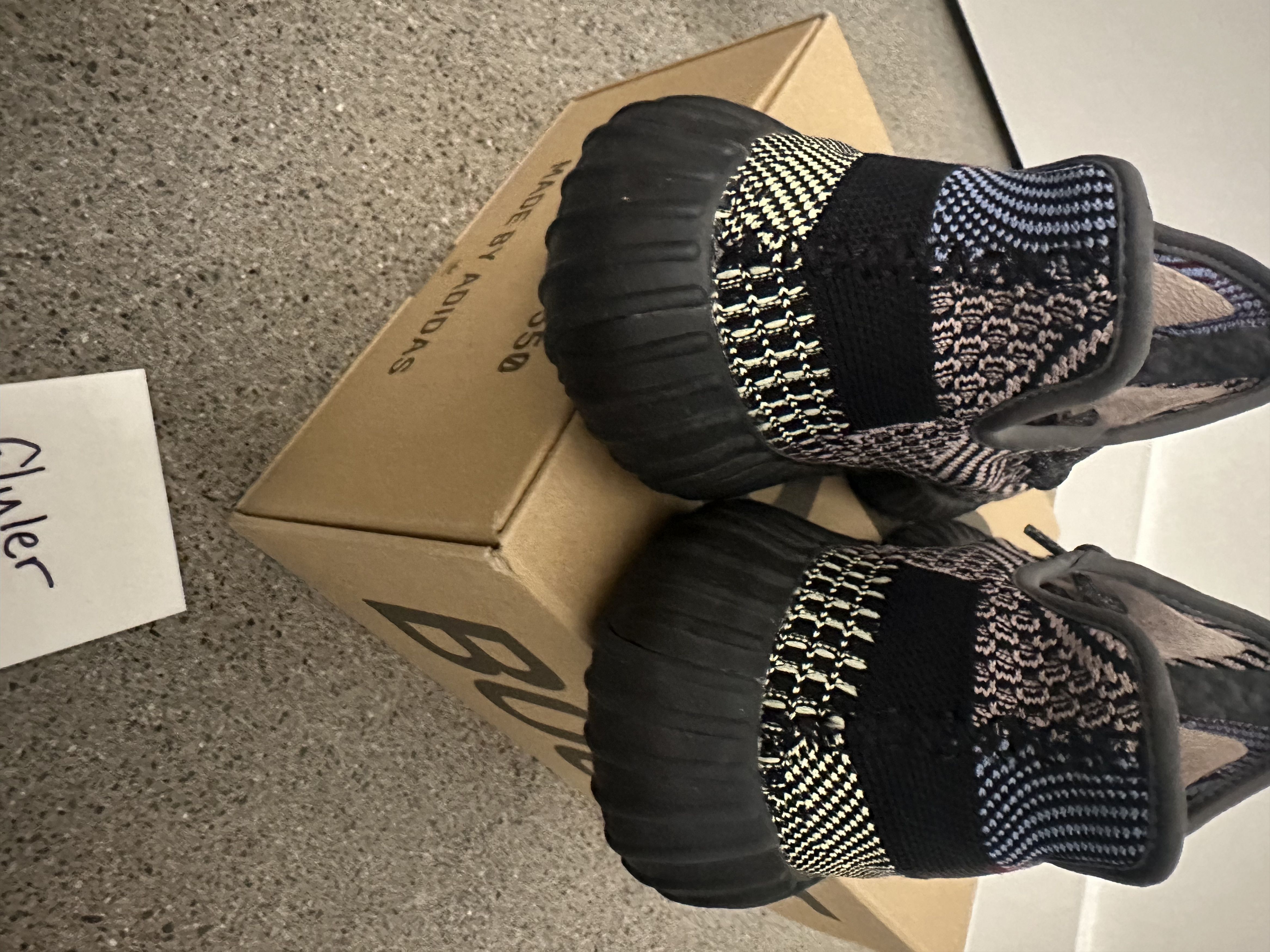 Yeezy Yeezy 350 V2 Yecheil Size US 8.5 / EU 41-42 - 5 Thumbnail