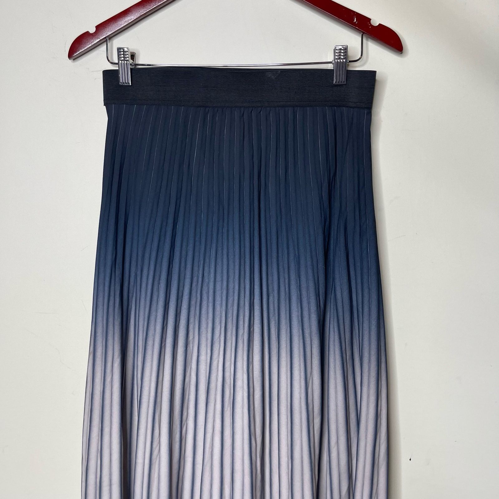Maje Maje Jonael Tie Dye Pleated Midi Skirt Multicolor Womens Size 32" / US 10 / IT 46 - 8 Thumbnail