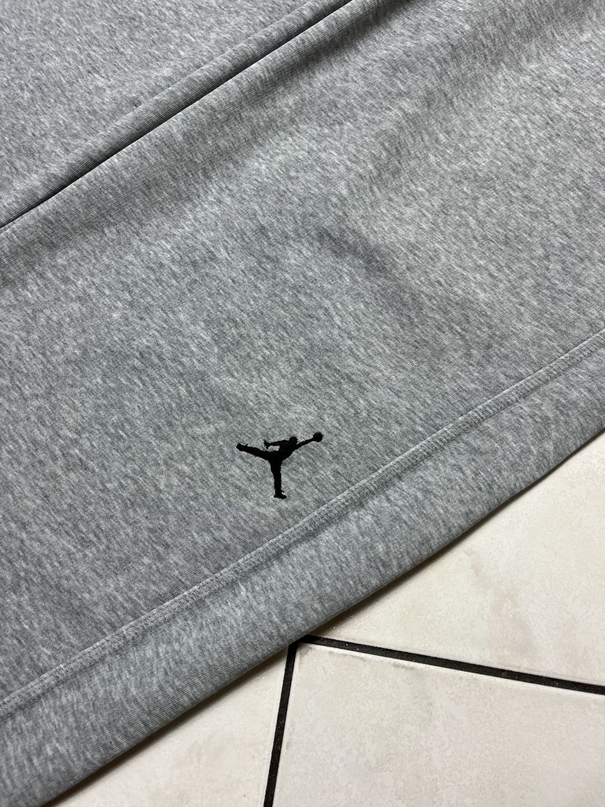 Jordan Brand × Nike × Vintage Vintage Jordan nike y2k baggy sweatpants knee logo retro Size US 36 / EU 52 - 13 Thumbnail