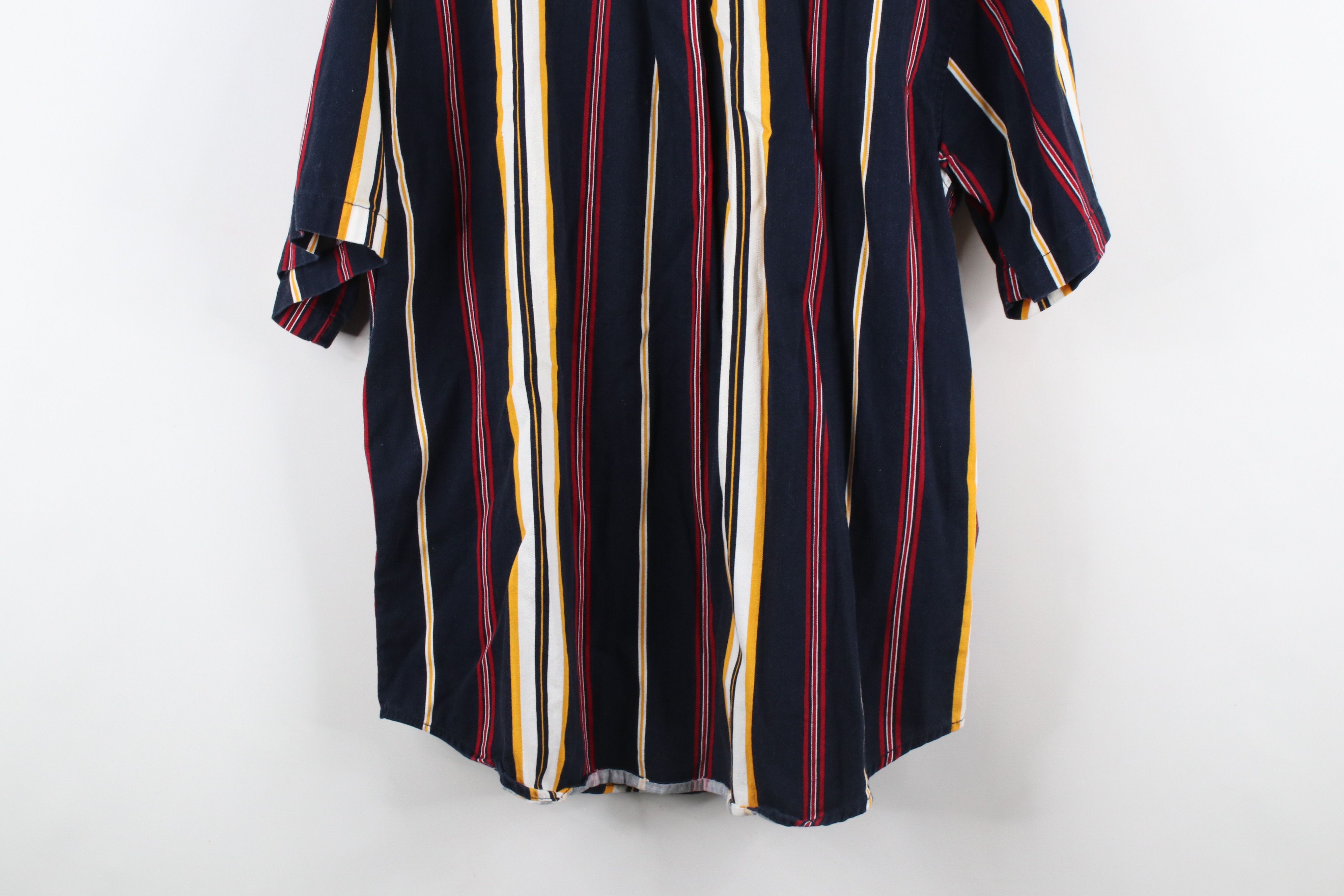 Vintage Vintage 90s Streetwear Striped Collared Button Down Shirt Size US L / EU 52-54 / 3 - 11 Thumbnail