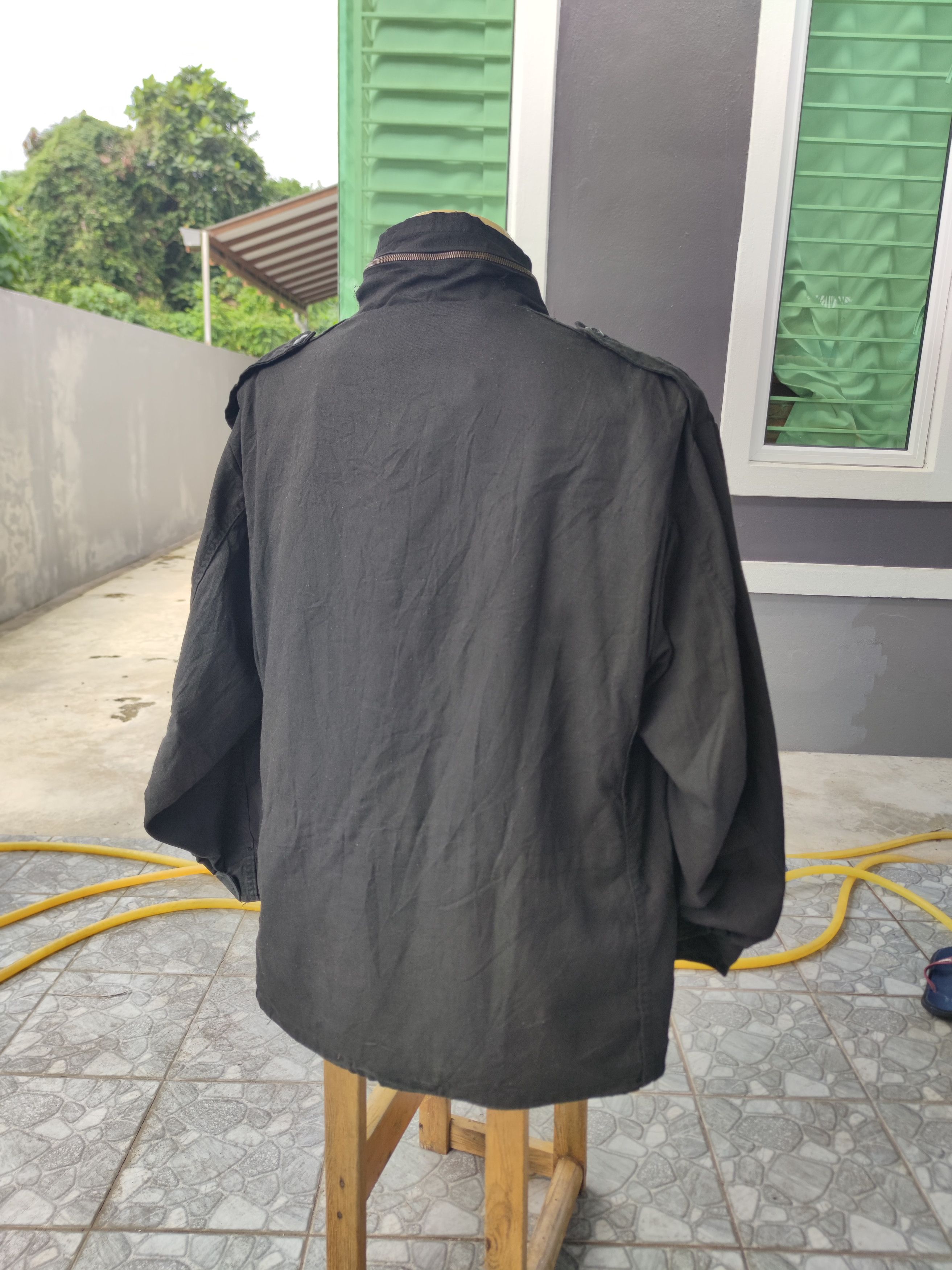 Vintage Vintage M-65 Cold Weather Man's Field Jacket Made in USA Size US XL / EU 56 / 4 - 8 Thumbnail