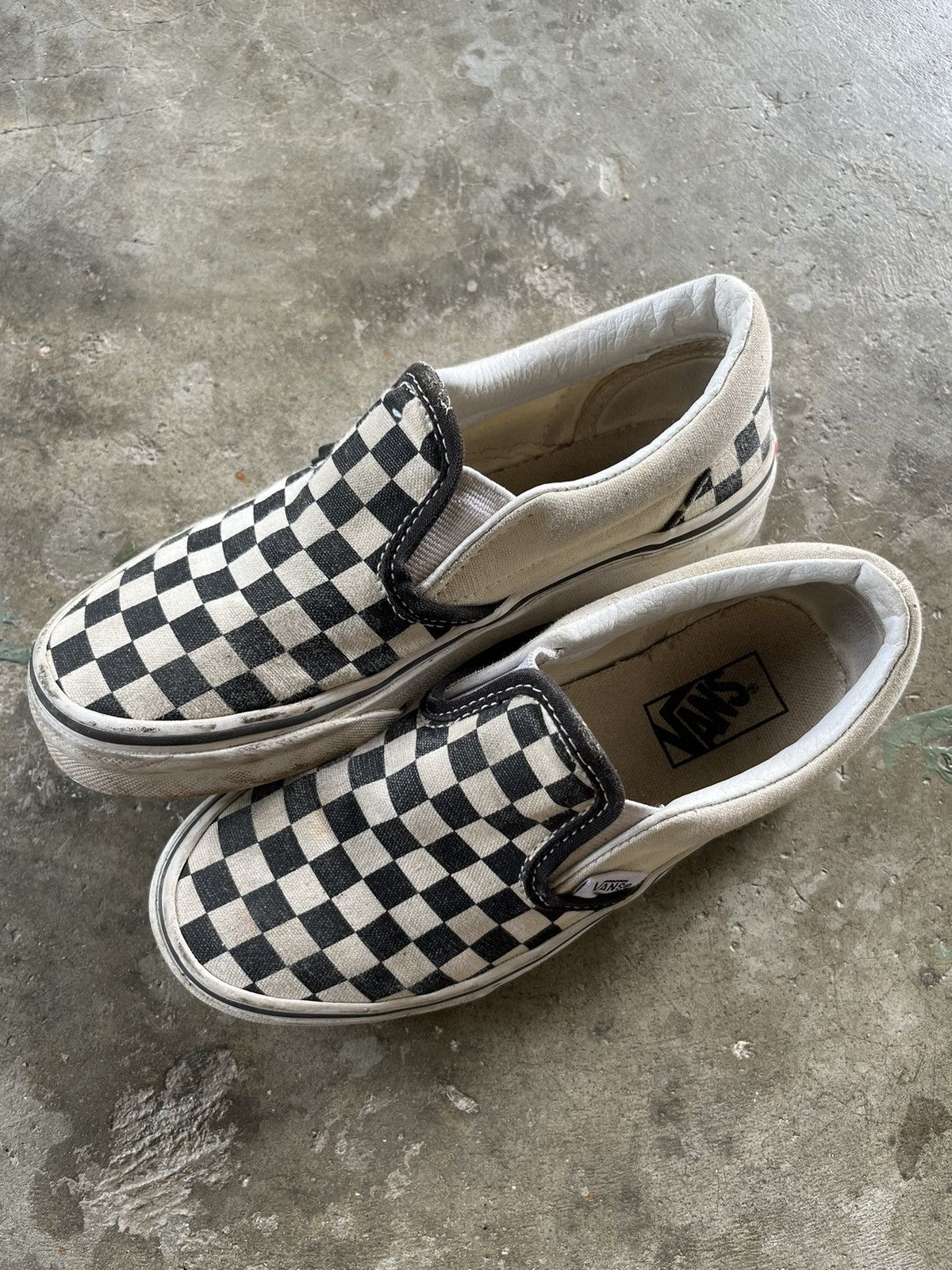 Vans ⚡️CYBER24⚡️Vans Checkered Slip On For Kids Size US 5 / EU 37 - 2 Thumbnail