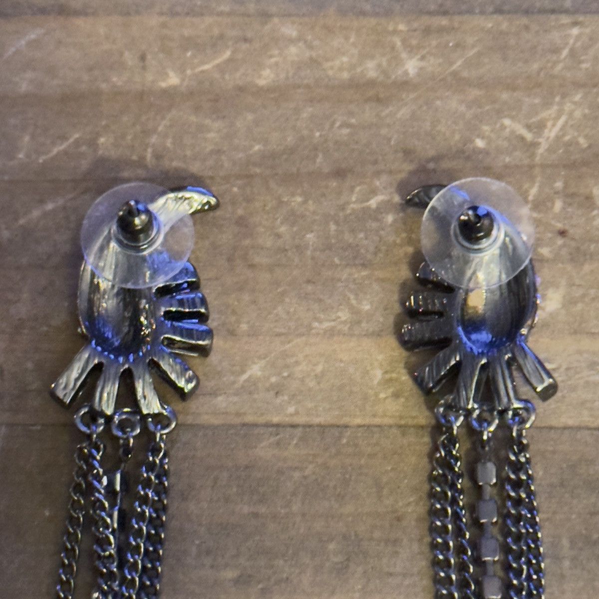 Other Long fringe gunmetal and purple rhinestone earrings Size ONE SIZE - 3 Thumbnail