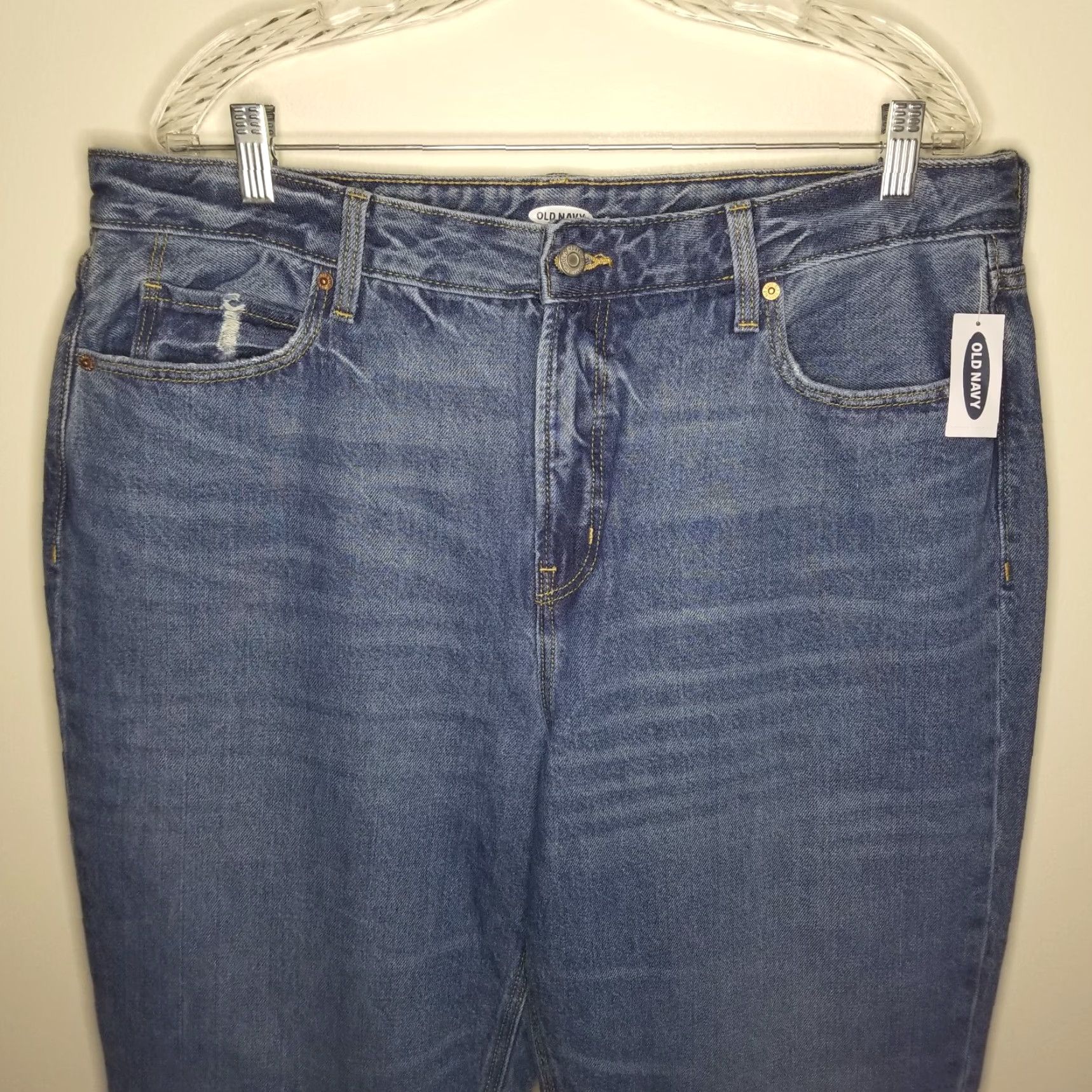 Old Navy VINTAGE? No. The item is not vintage. Old Navy Jeans Women Straight Blue Size 14 Regular 27.5 Inseam 38 Waist NWT Women’s Jeans Blue Straight 14 Size 36" / US 14 / IT 50 - 2 Thumbnail