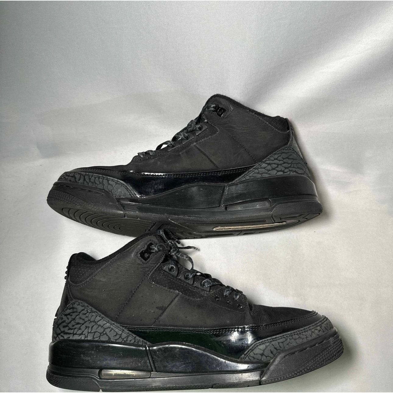 Jordan Brand × Nike Size 9 - Nike Air Jordan 3 Retro Black Cat 2025 Men's Shoes Size US 9 / EU 42 - 3 Thumbnail